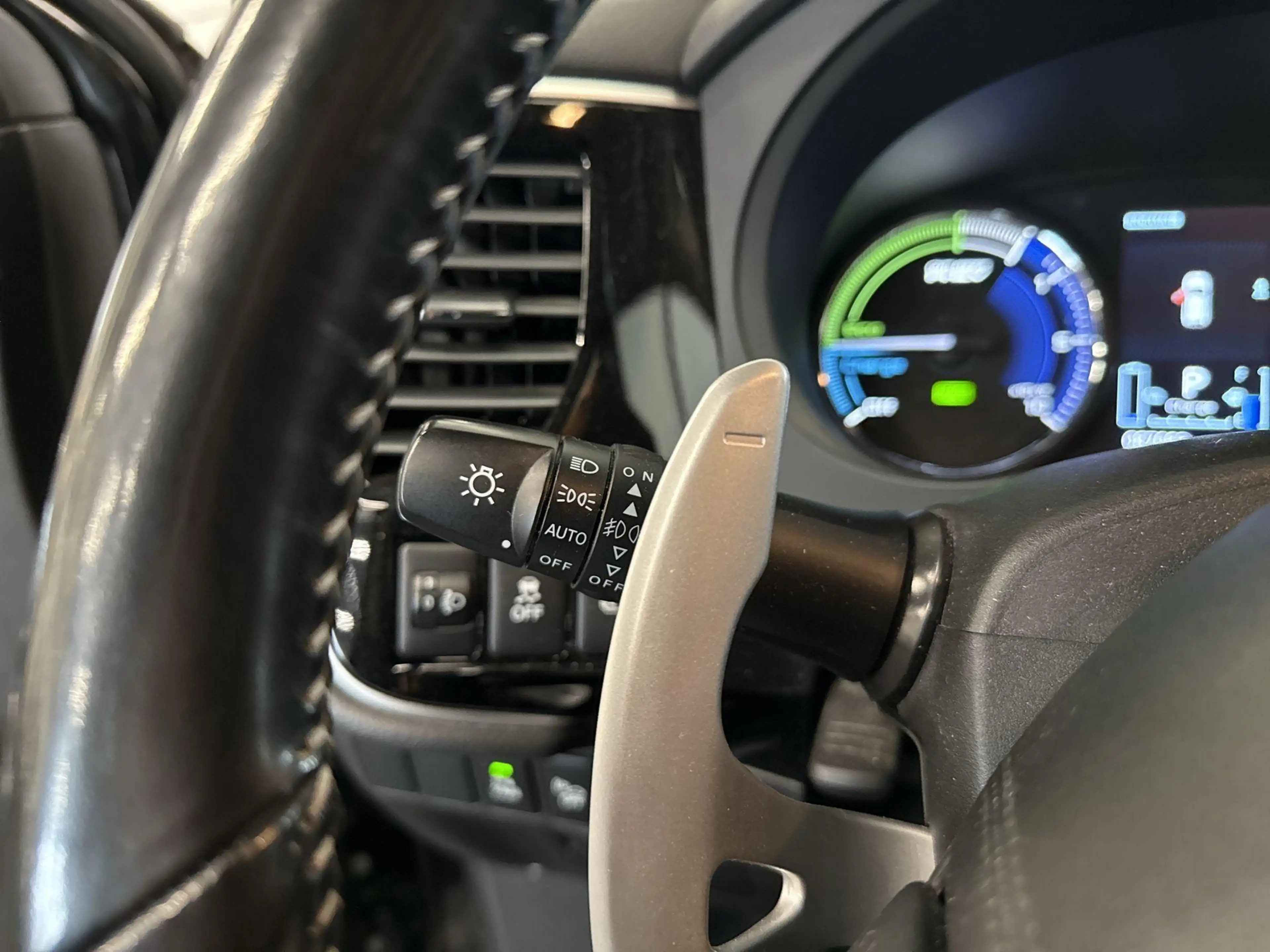 Mitsubishi Outlander 2.4 PHEV Pure | CAMERA | STOELVERWARMING | KEYLESS — photo 26