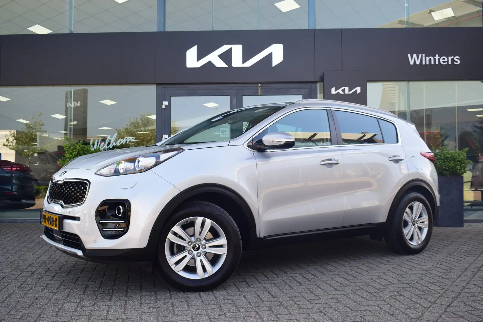 Kia Sportage 1.6 GDI ExecutiveLine | Trekhaak | JBL | Navigatie Gris - 1