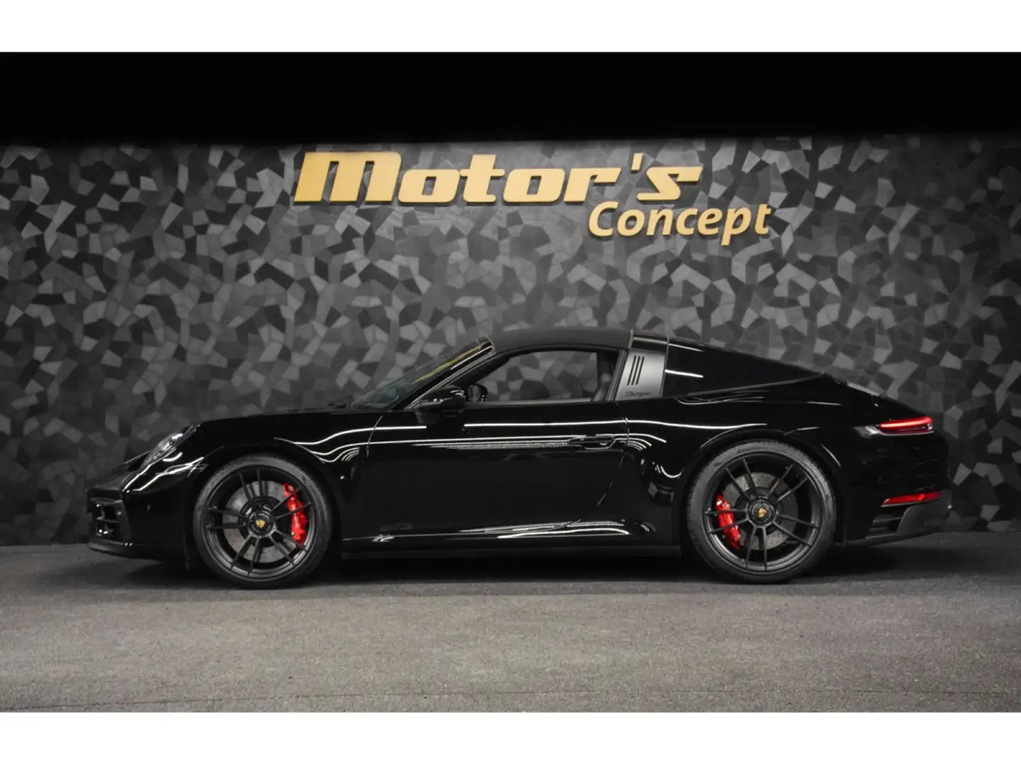 Porsche 992 Targa 4 GTS PDK Noir - 2