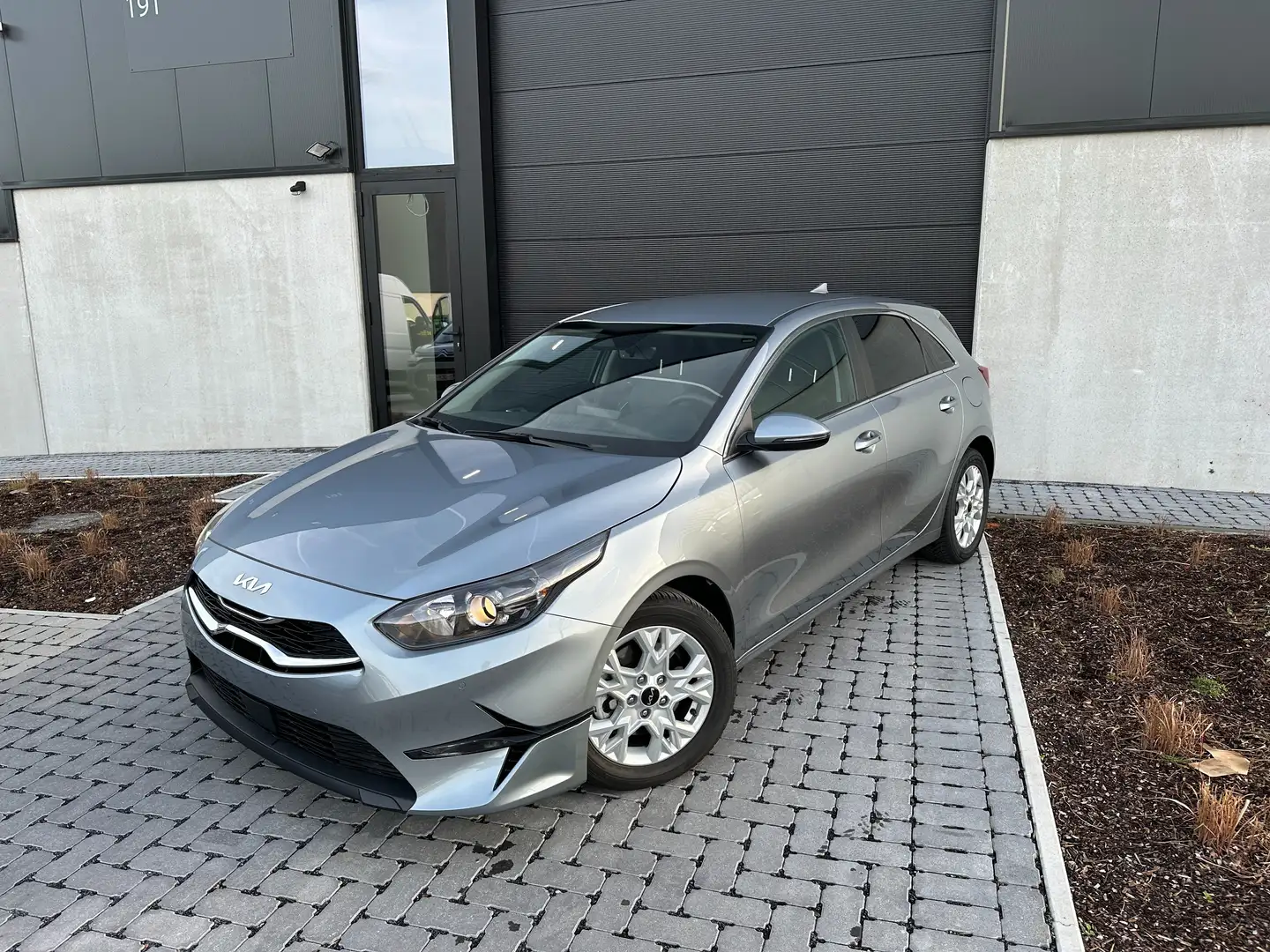 Kia Ceed / cee'd Ceed 1.0 T-GDI DCT7 - CarPlay Camera ACC Argent - 1