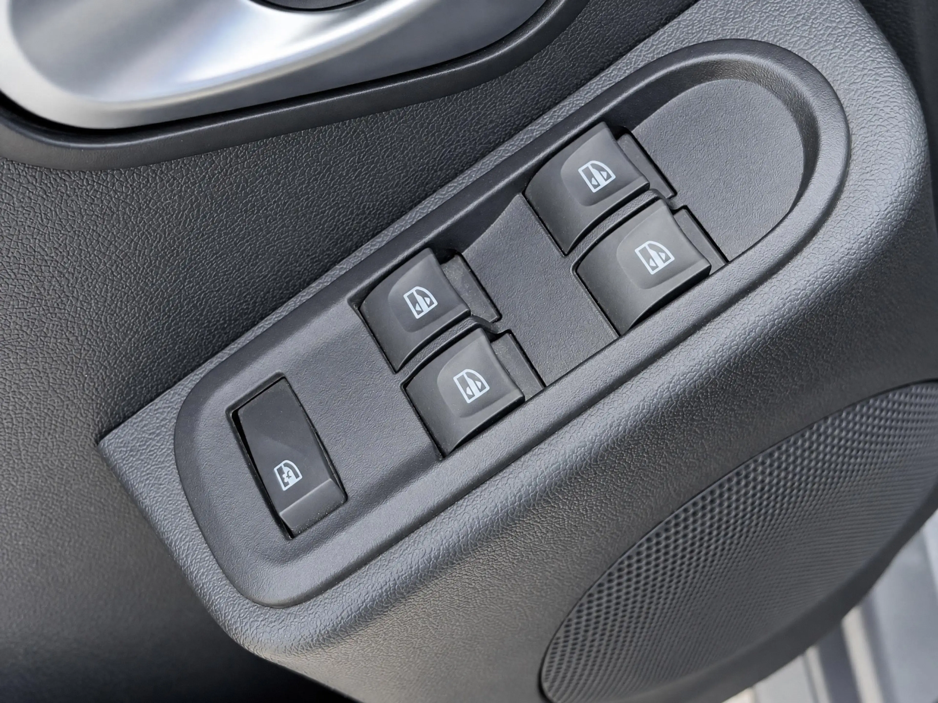Dacia Duster 1.2 TCe 4x2 Série Limitée Stepway — photo 14