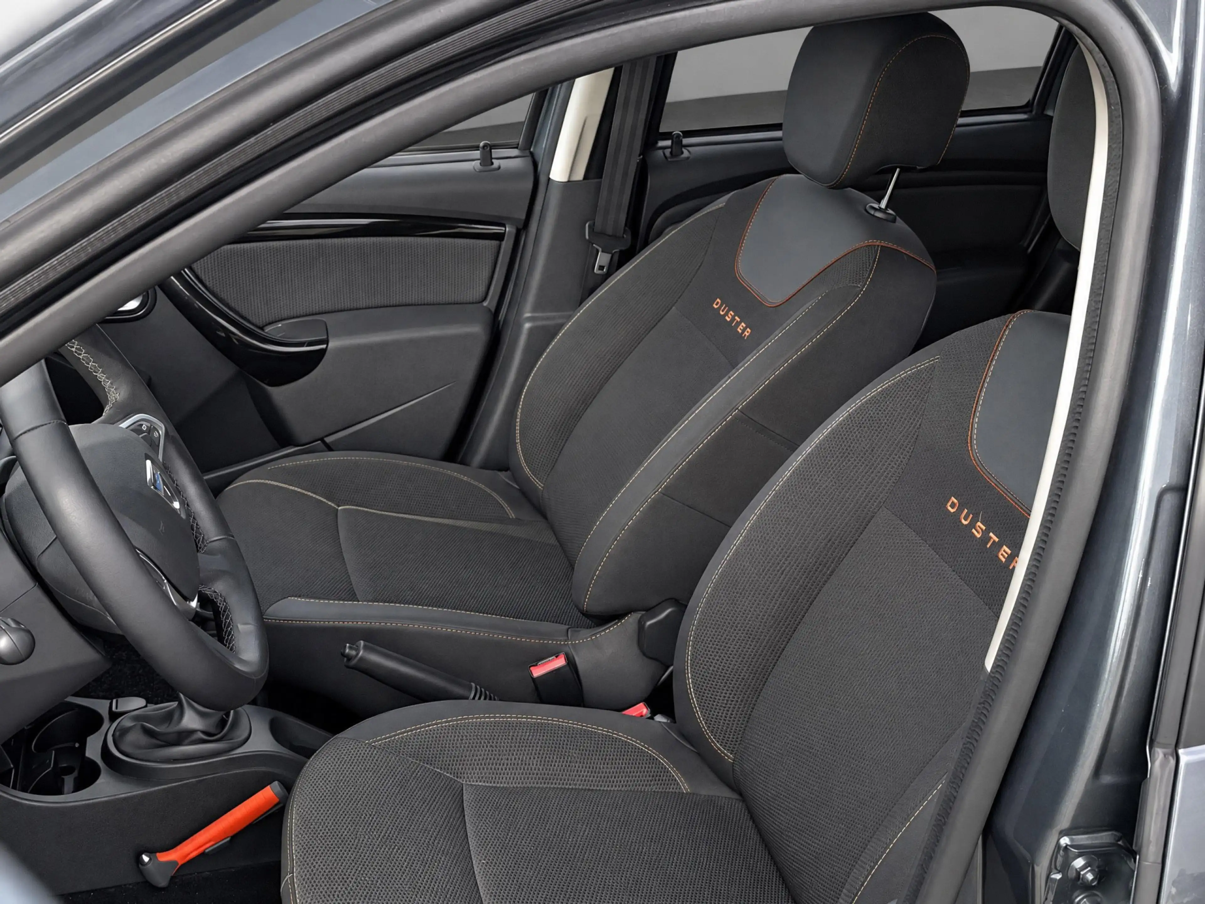 Dacia Duster 1.2 TCe 4x2 Série Limitée Stepway — photo 11