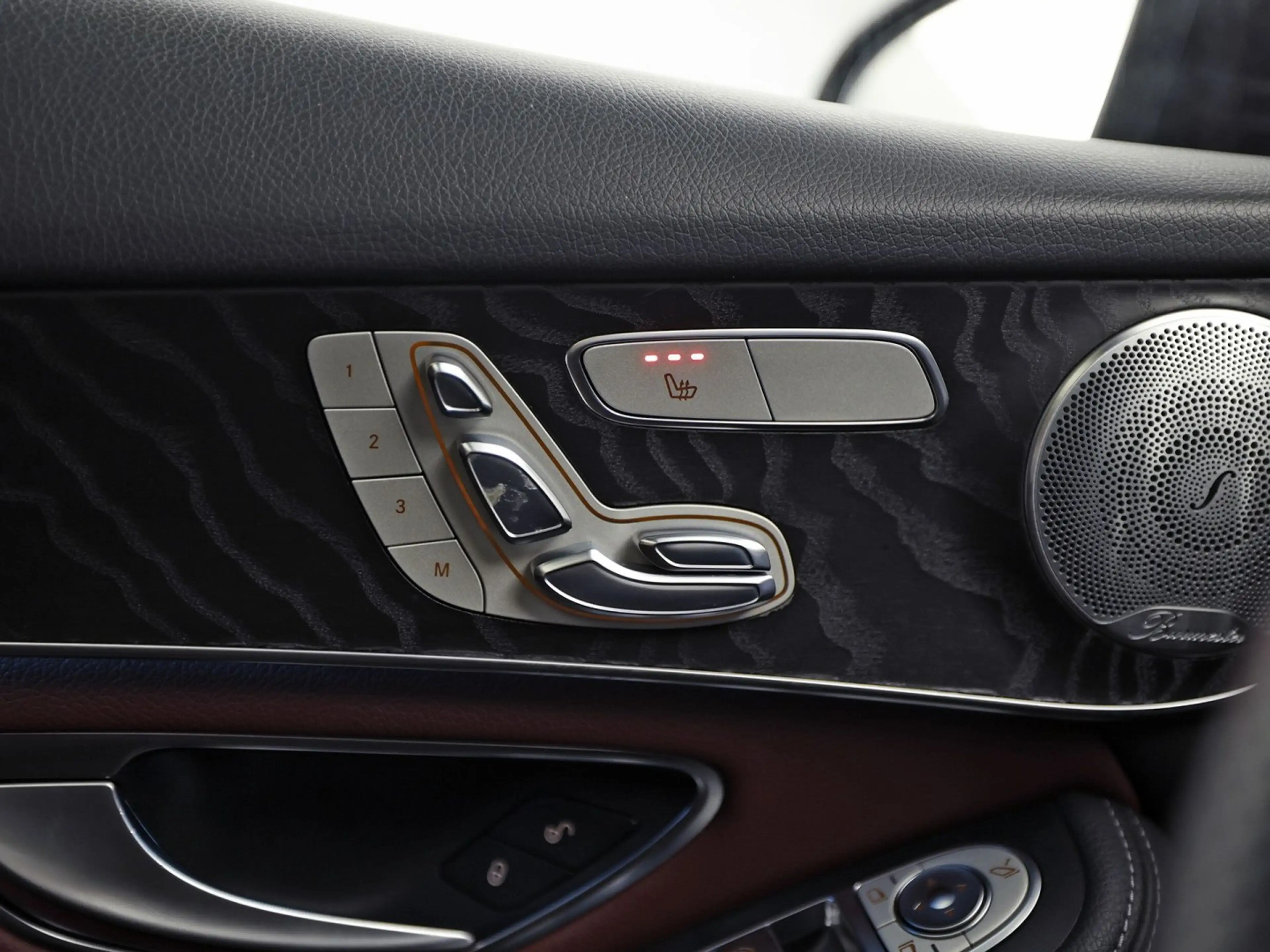 Mercedes-Benz GLC 250 4MATIC Edition 1 AMG Sport 211Pk Automaat (SCHUIFD — photo 16