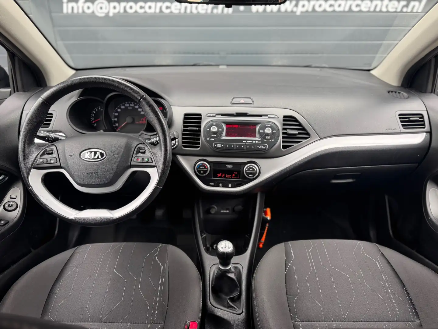 Kia Picanto 1.0 CVVT Comfort Pack CLIMATE|KEYLESS.ENTRY| EL.RA Schwarz - 2