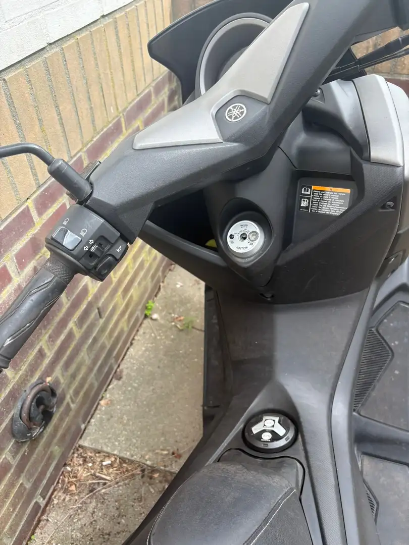 Yamaha NMAX 155 Grijs - 2
