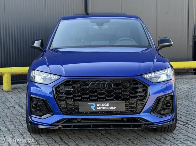 Audi Q5 view 5