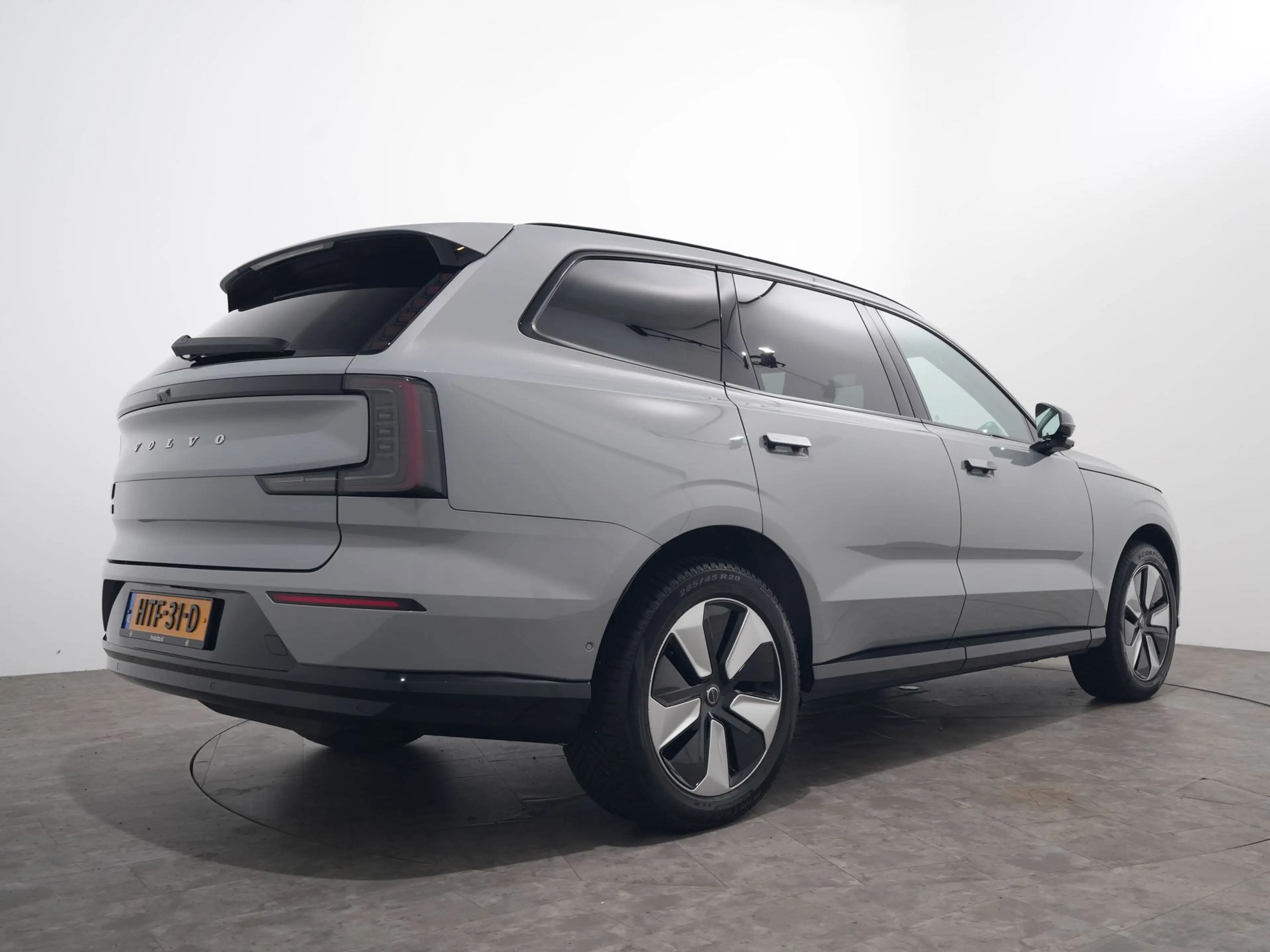 Volvo EX90 TWIN MOTOR 408PK PLUS 111 KWH 7 PERS | Panoramadak — photo 15