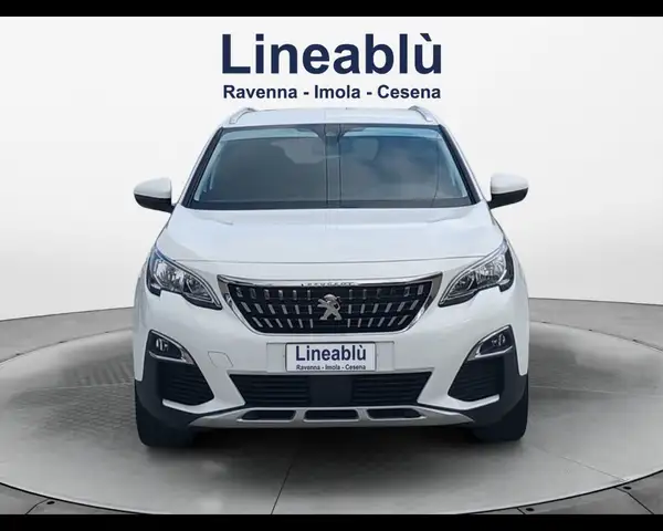 Peugeot 3008 view 8
