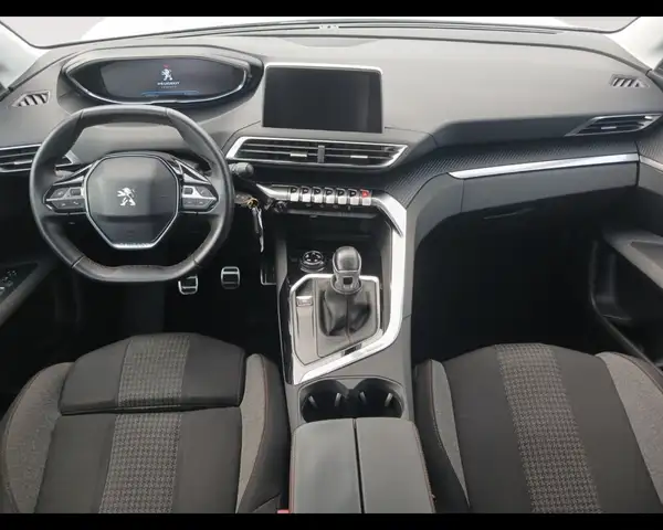 Peugeot 3008 view 10