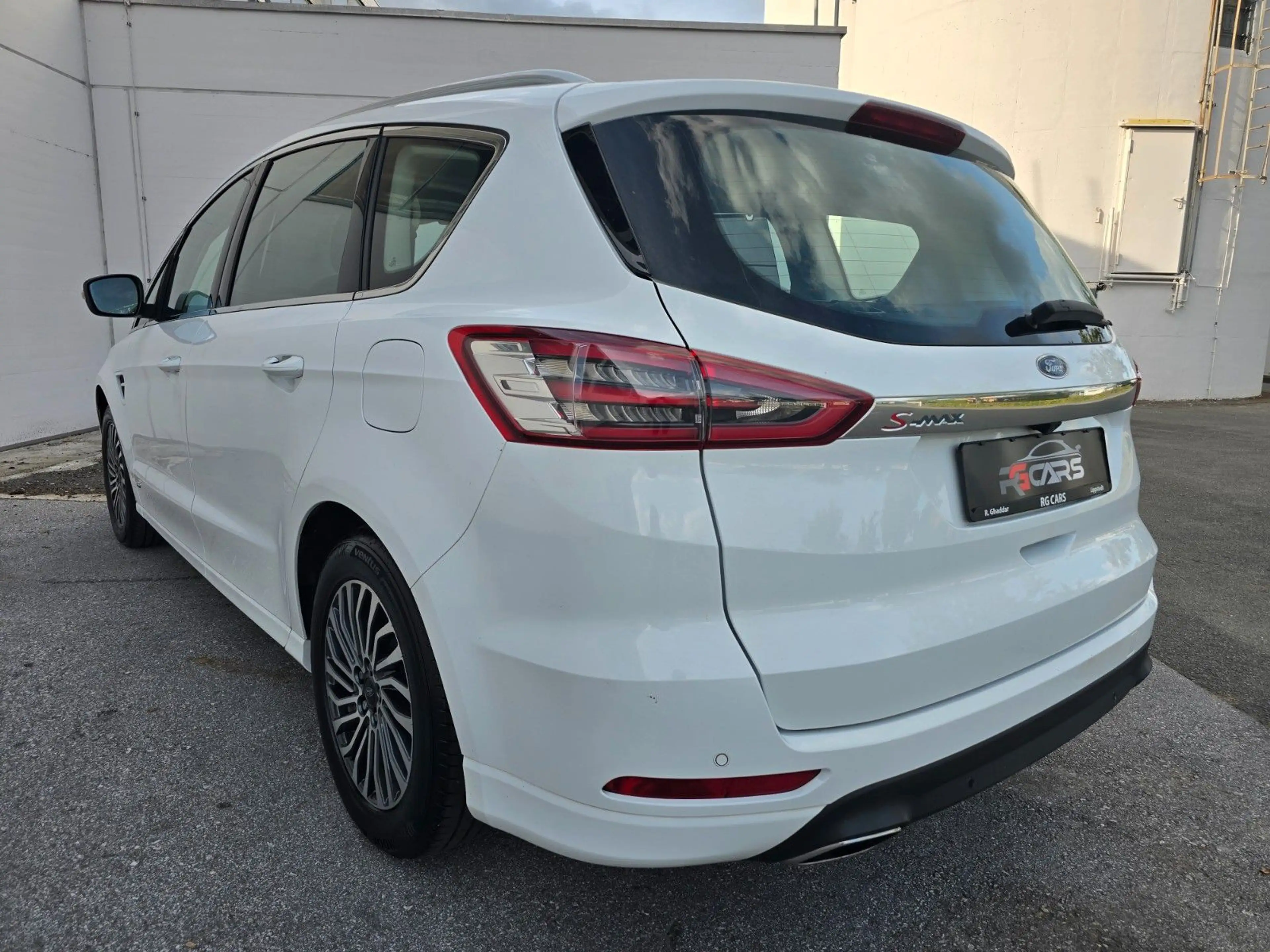 Ford S-Max S-MAX Titanium AWD Automatik — photo 3