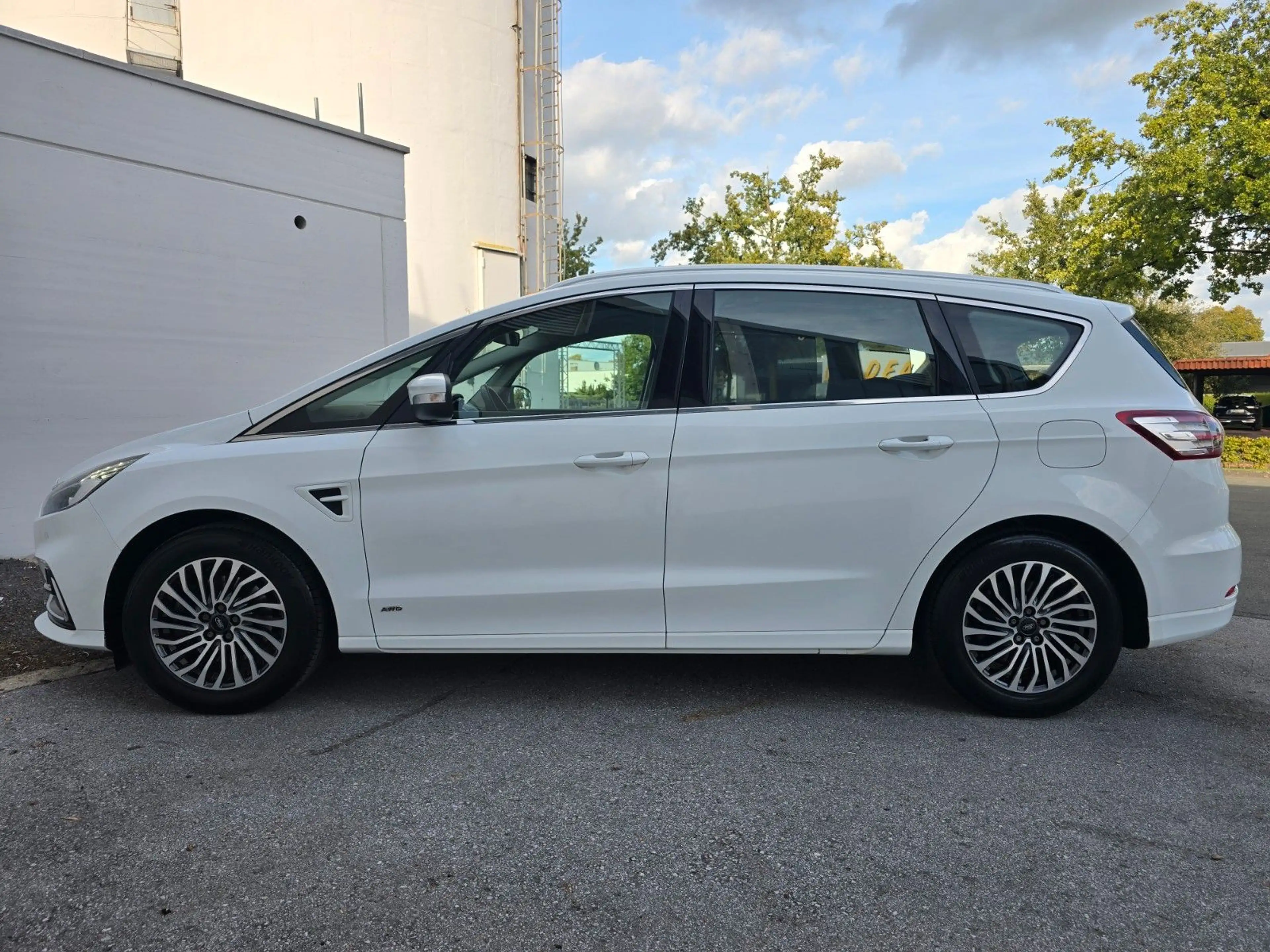 Ford S-Max S-MAX Titanium AWD Automatik — photo 7