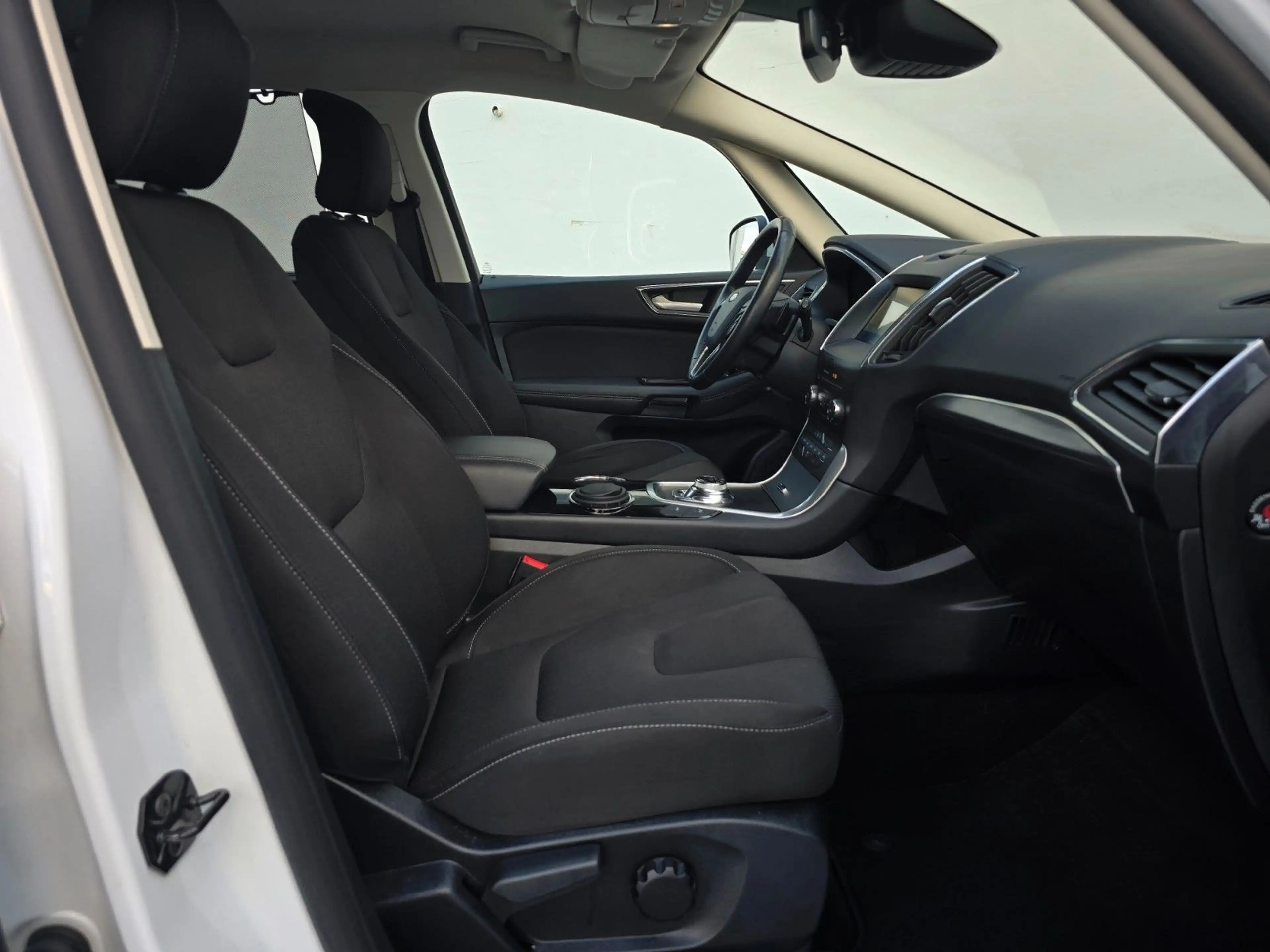 Ford S-Max S-MAX Titanium AWD Automatik — photo 13