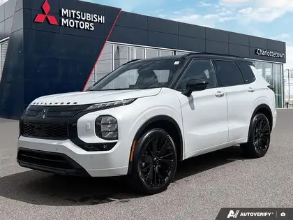 White 2026 Mitsubishi Outlander SUV / Crossover  