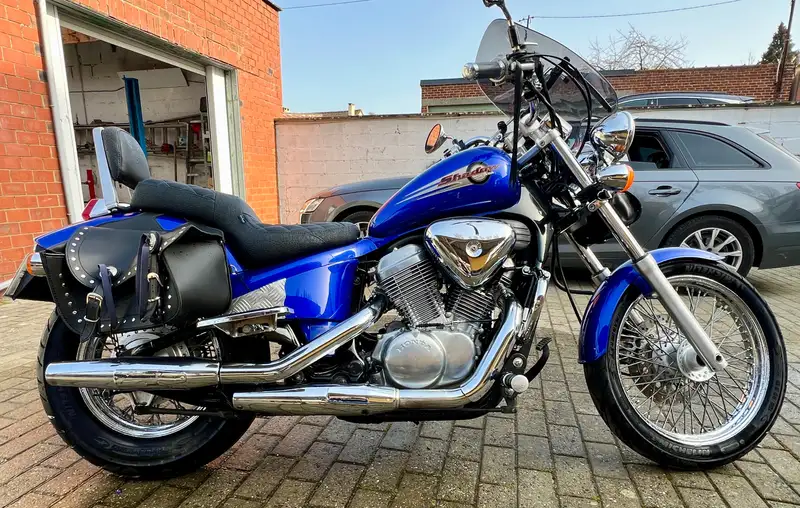 Honda Shadow 600 - foto 3
