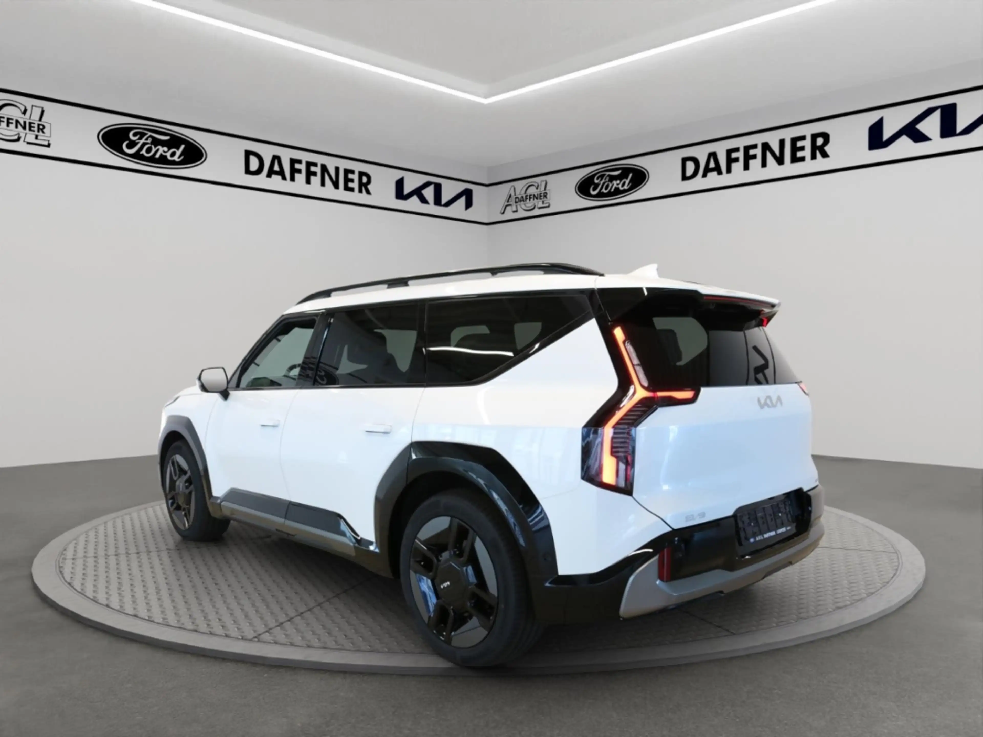 Kia EV9 GT-Line AWD Kamera totWinkelASS Tempomat LED — photo 5
