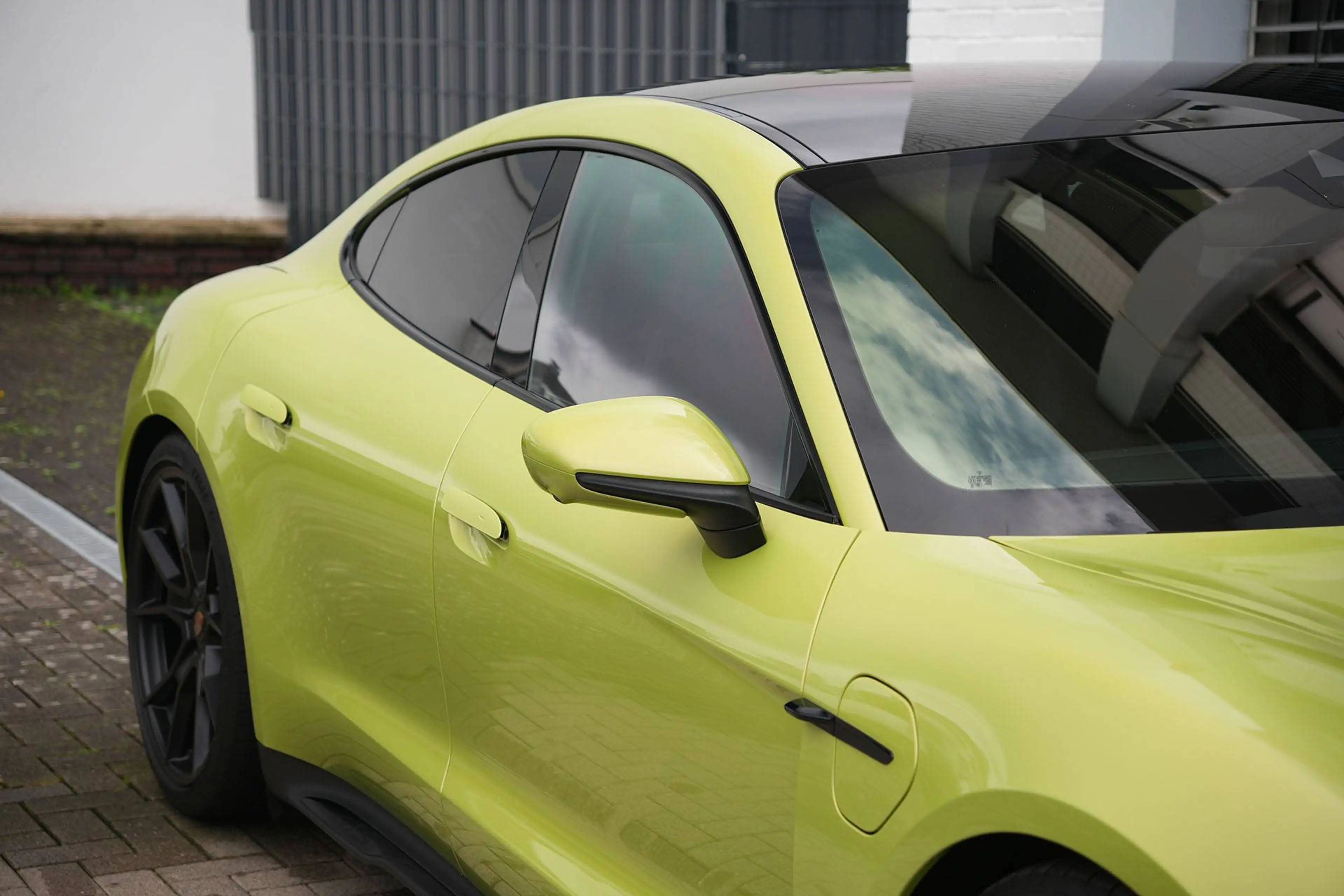 Porsche Taycan Taycan GTS PTS-ACC-PANO-MASSSAGE-CARBON-BOSE-RS — photo 15