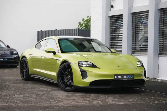 Porsche Taycan