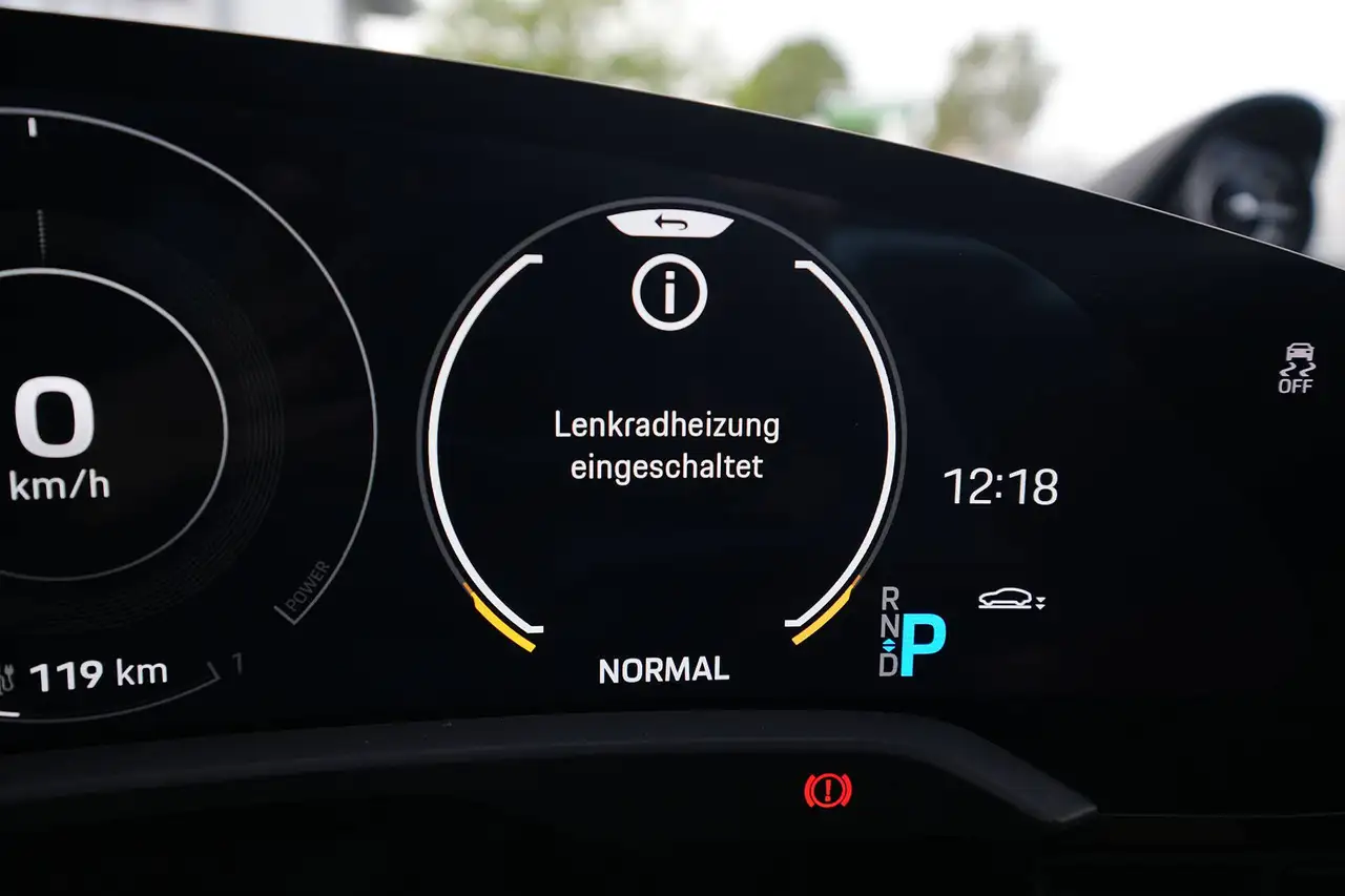 Porsche Taycan GTS PTS-ACC-PANO-MASSSAGE-CARBON-BOSE-RS, миниатюра 29