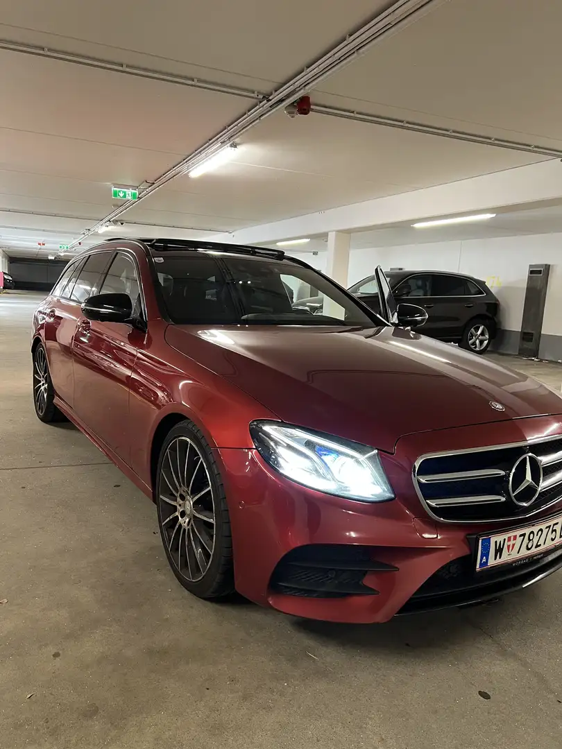 Mercedes-Benz E 220 d T Exclusive Aut. AMG Line - 1