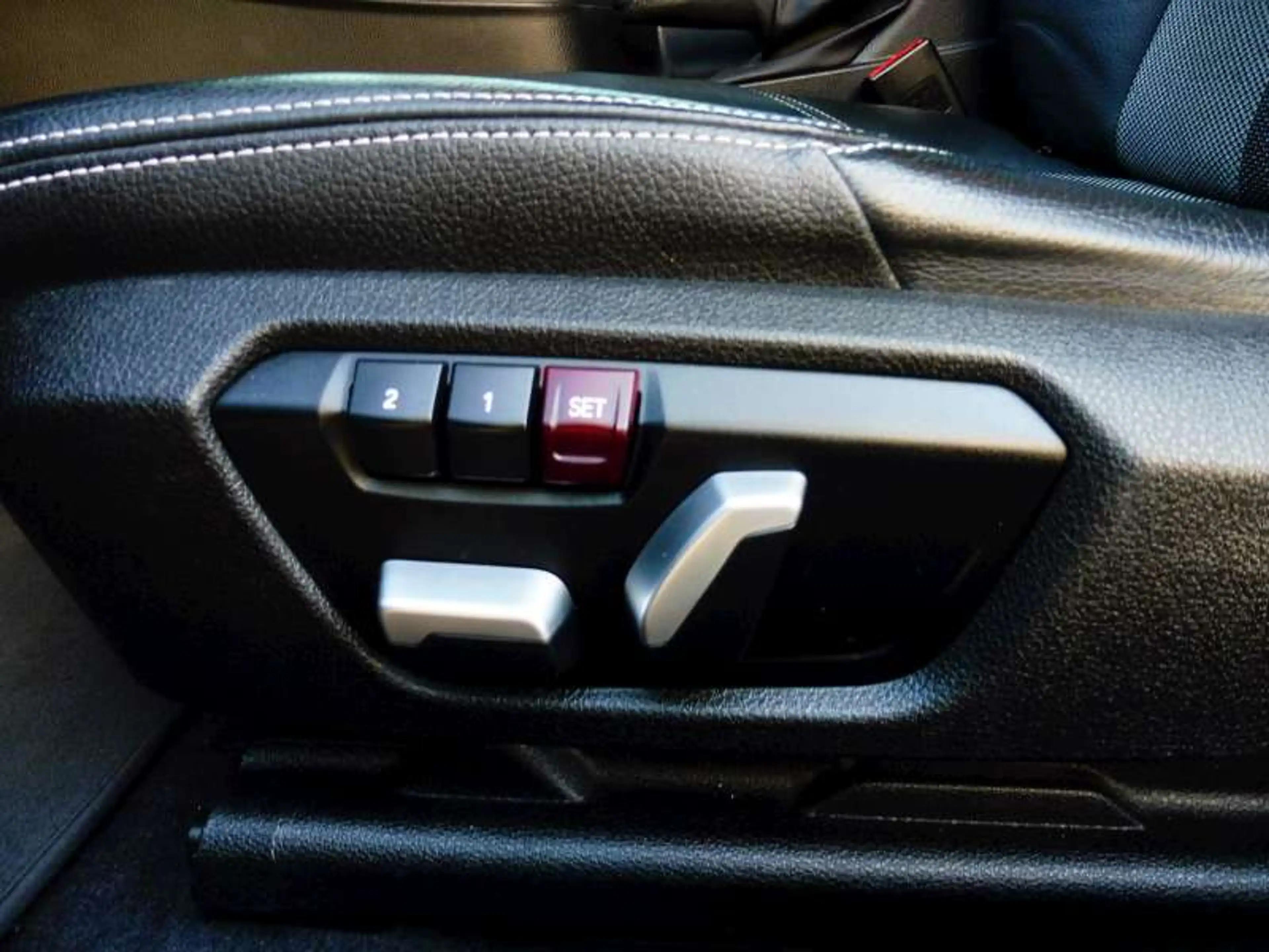 BMW 118 i SportHatch HalfLeder/Navi/Schuifdak/AutAirco/Bluetooth/MemorySeats/Parkeerhulp/19"M — photo 13