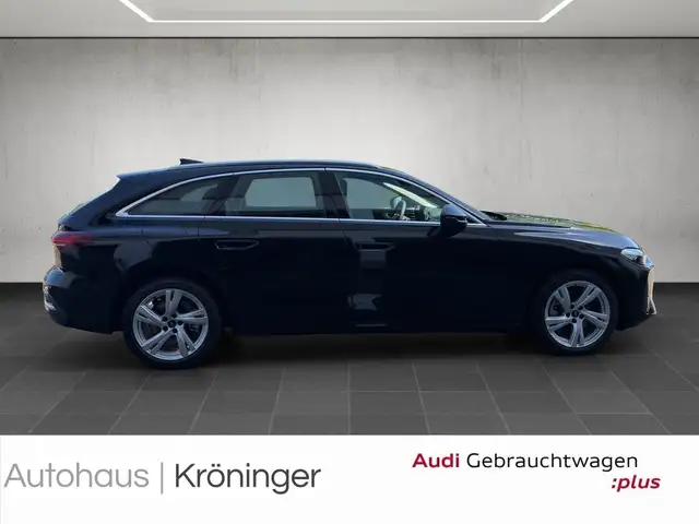 Audi A5 view 4