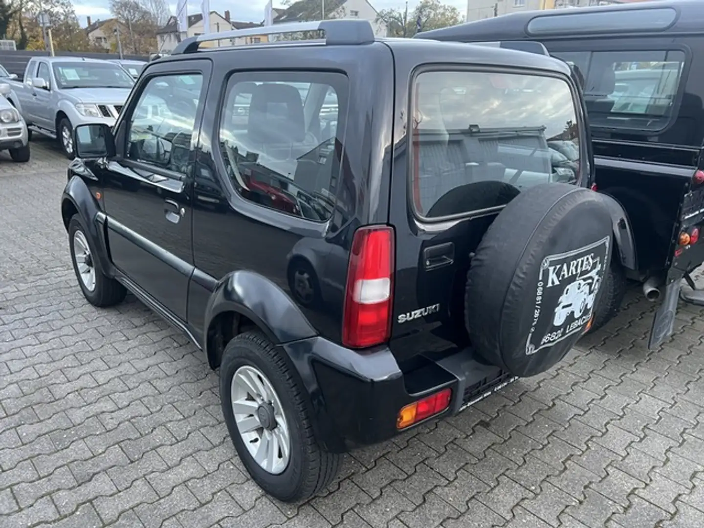 Suzuki Jimny Style Lim. 1.Hand*wenig km*Klima*Top Schwarz - 2