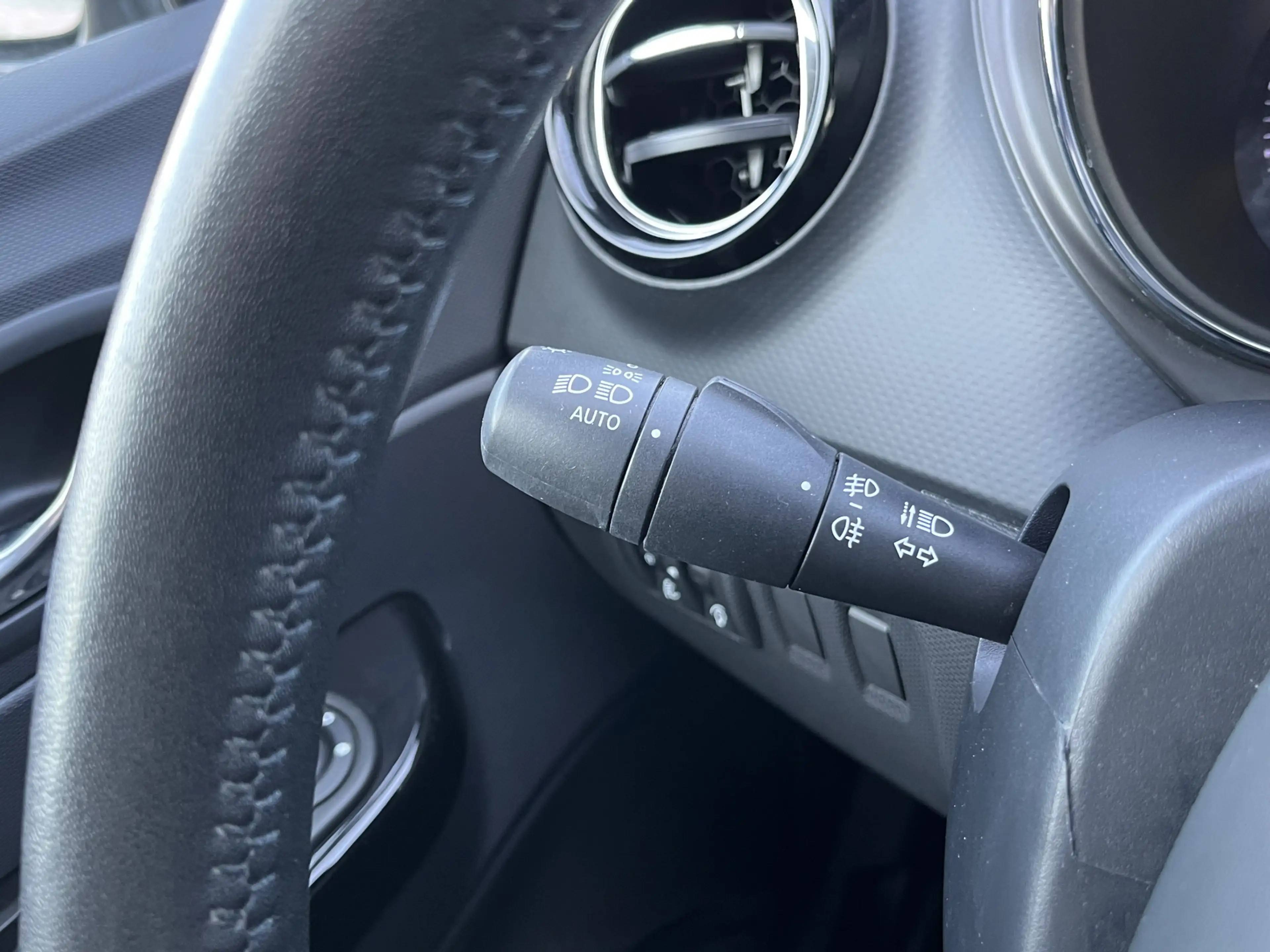 Renault Captur 1.2 TCe Dynamique / Automaat / Trekhaak / Camera / — photo 28