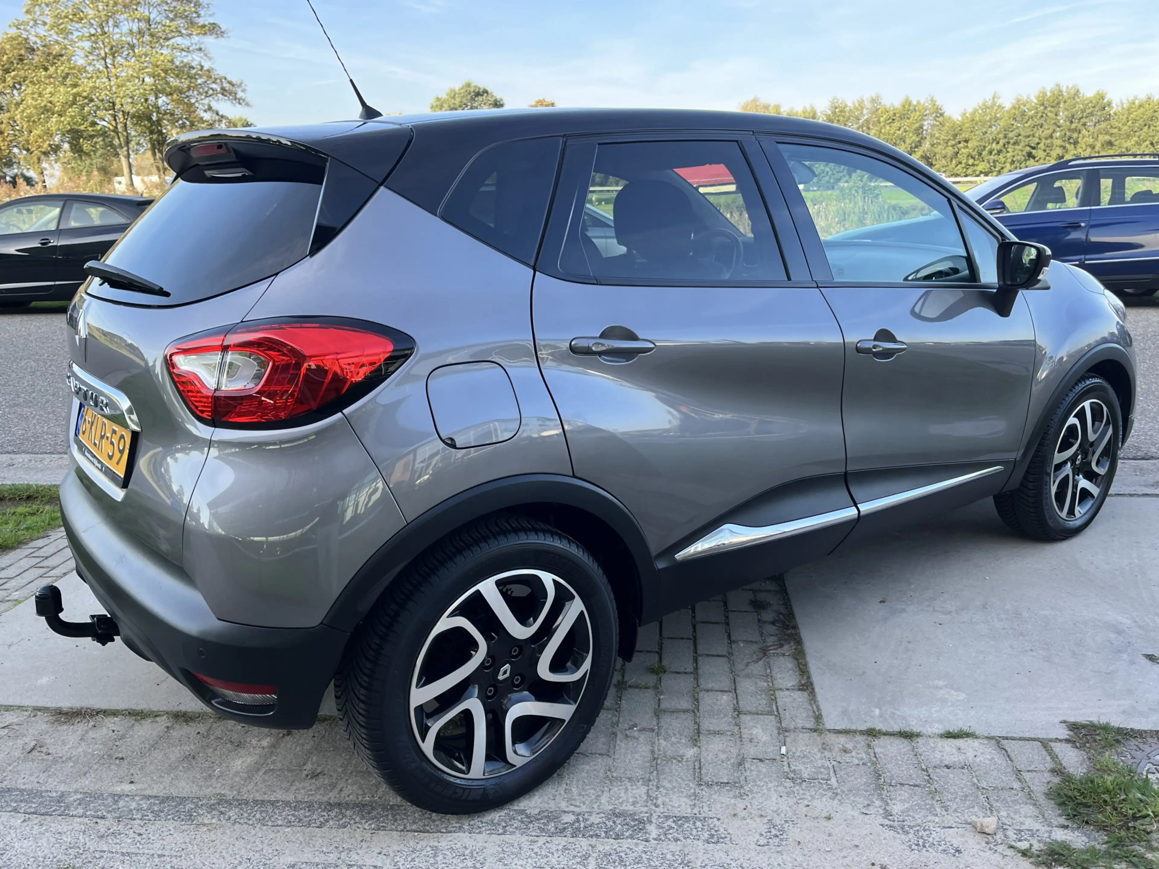 Renault Captur 1.2 TCe Dynamique / Automaat / Trekhaak / Camera / — photo 2