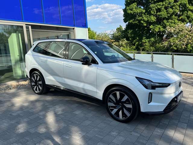 Imagine Volvo EX90 Ultra Pure Electric AWD