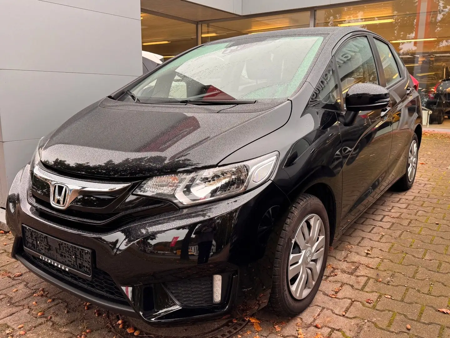 Honda Jazz 1.3 i-VTEC Trend Schwarz - 1