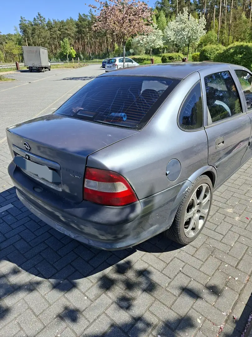 Opel Vectra 1.6 1.6 16V - 1