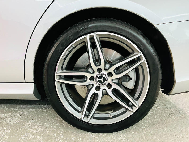 Mercedes-Benz E 400 T-Modell 4Matic AMG Line Widescreen | LED — photo 13