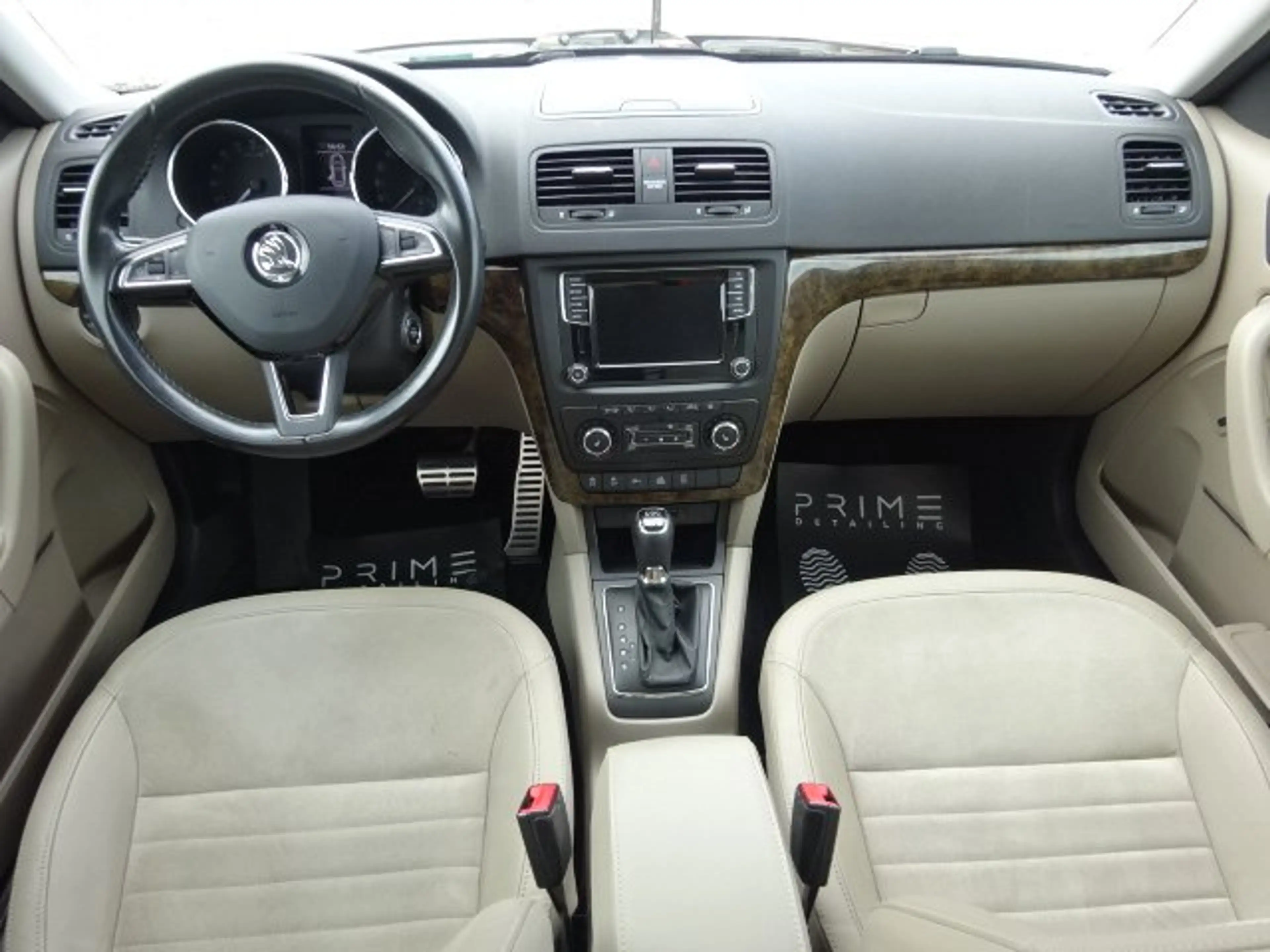 Skoda Yeti Style Outdoor 4x4 Automatik Pickerl 07.2027 Leder — photo 15