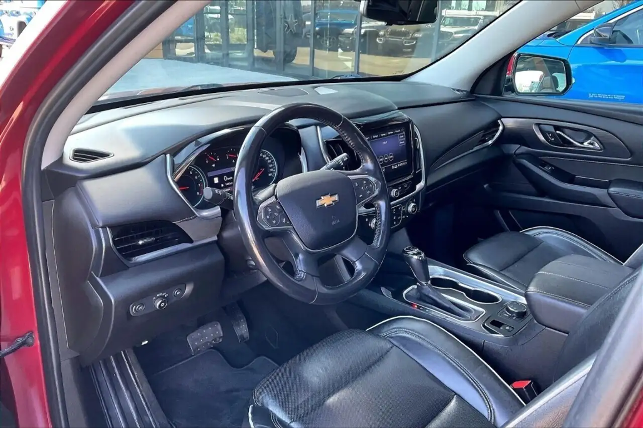 Chevrolet Traverse снимка Chevrolet Traverse