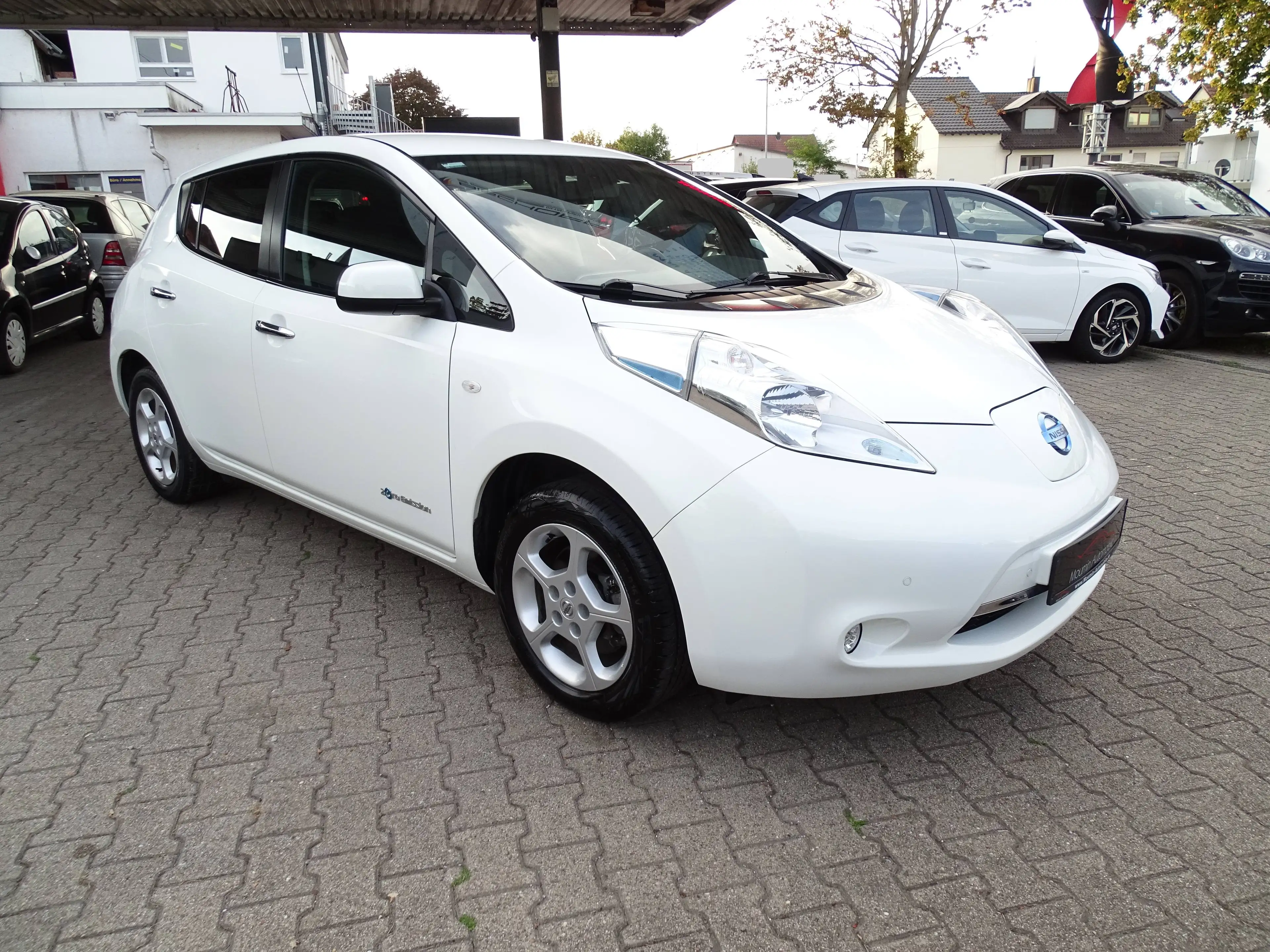Nissan Leaf 30 kWh (inkl. Batterie) Acenta"KLIMAAUTOMATIK"KAMERA"NAVIGATION"TEMPOMAT"SITZHEIZUNG"TÜV-NEU! — photo 6