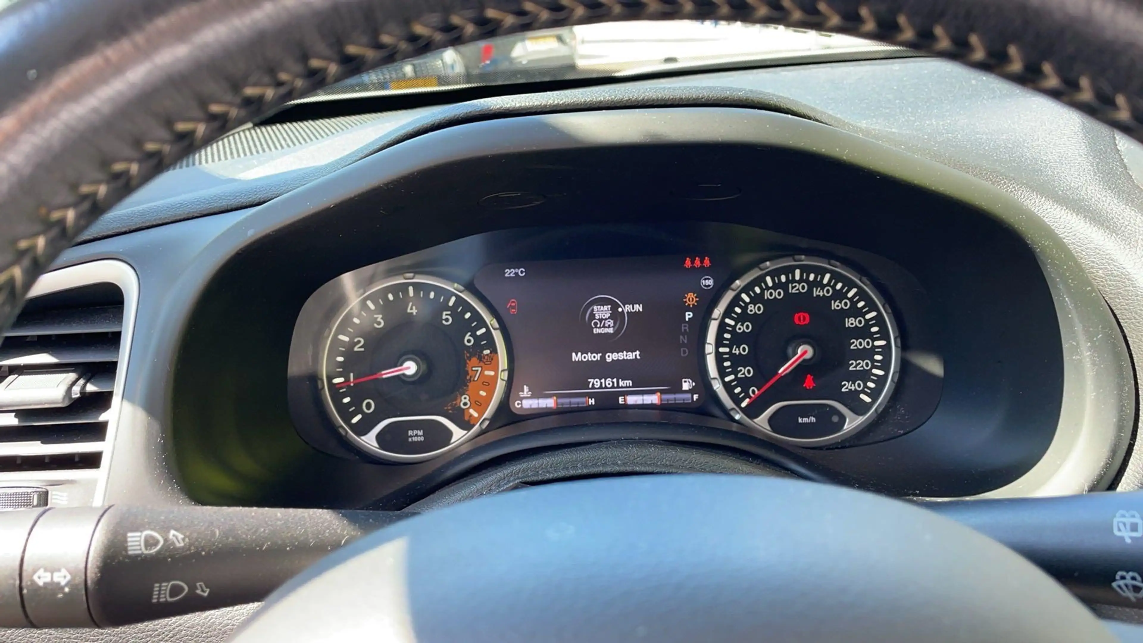 Jeep Renegade 1.4 MultiAir Limited — photo 9