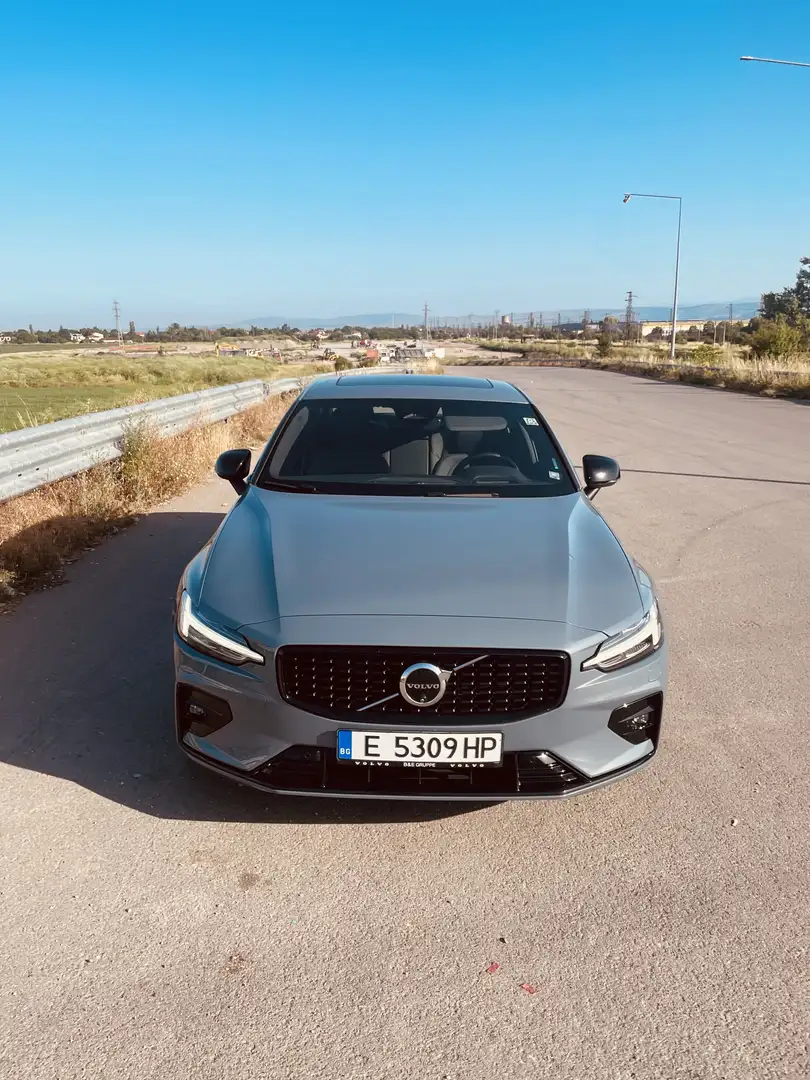 Volvo S60 B5 B AWD Ultimate Dark - 2