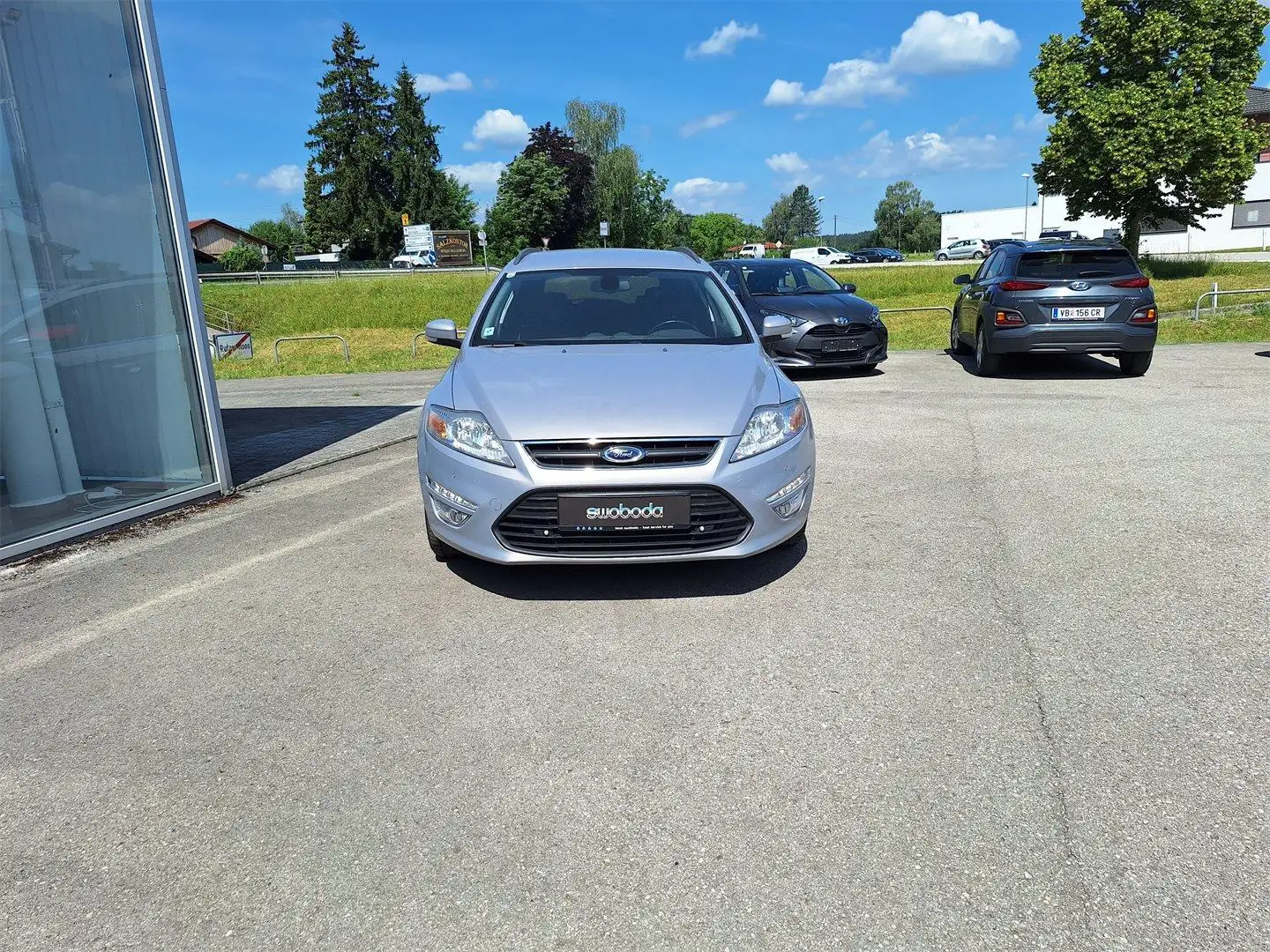 Ford Mondeo Traveller Business Plus 1,6 EcoBoost Start Grau - 2