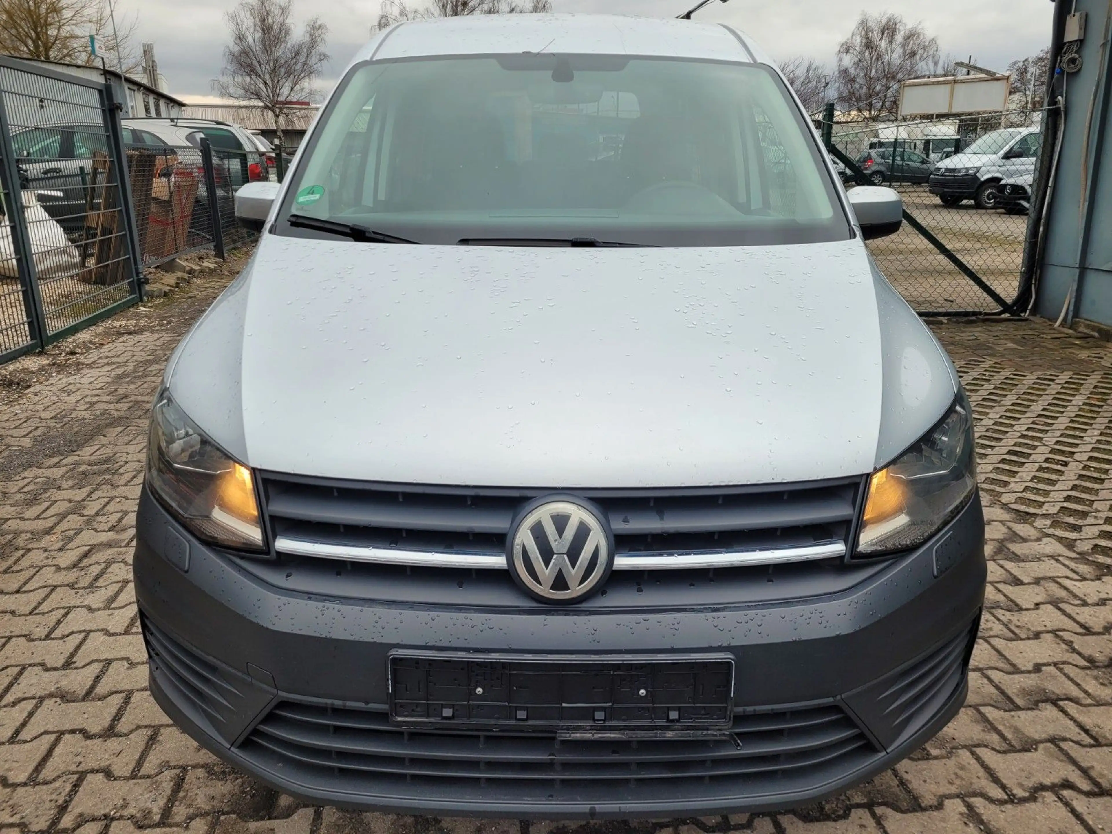 Volkswagen Caddy Caddy MaxRollstuhlrampe — photo 5