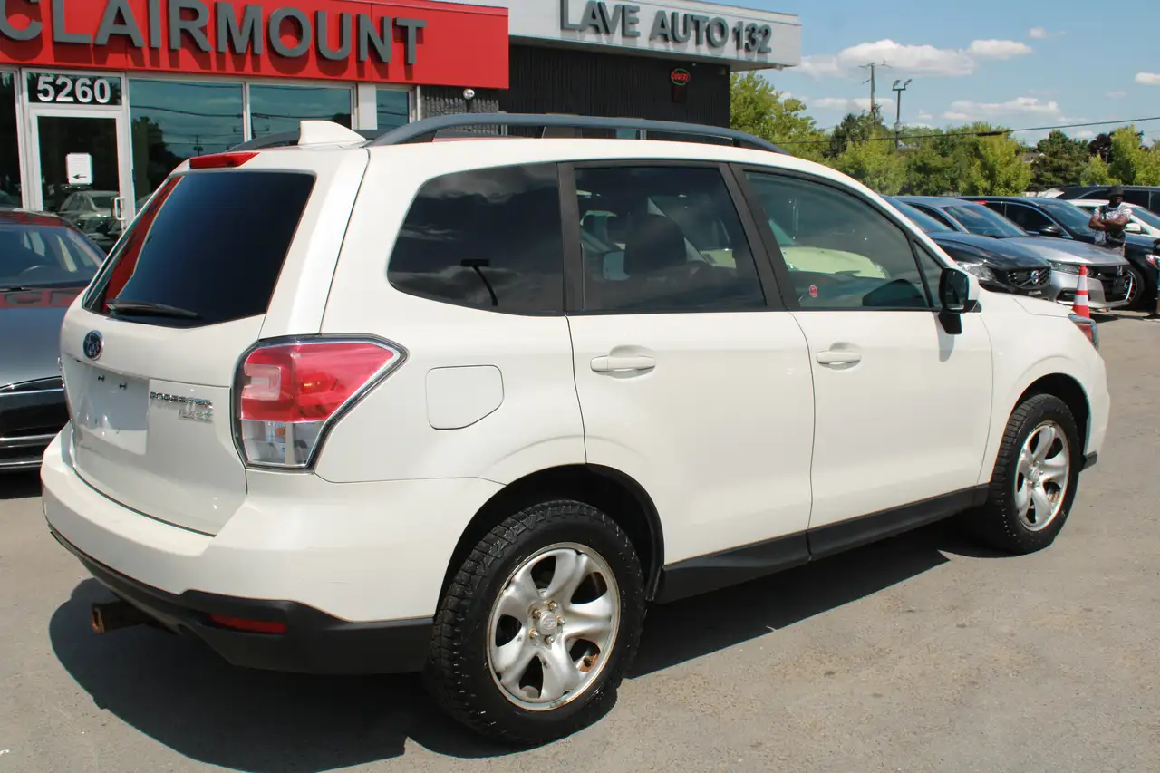 Subaru Forester снимка Subaru Forester