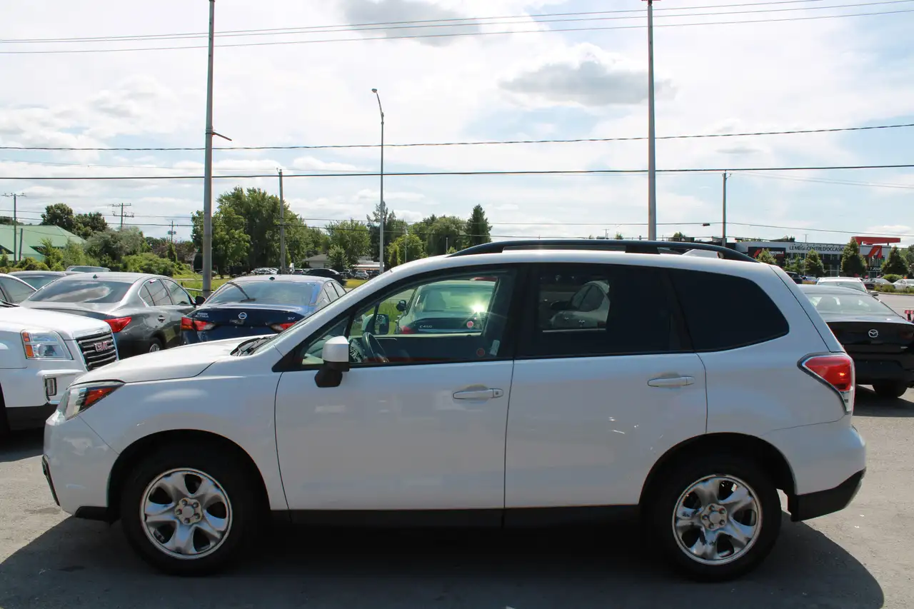 Subaru Forester снимка Subaru Forester