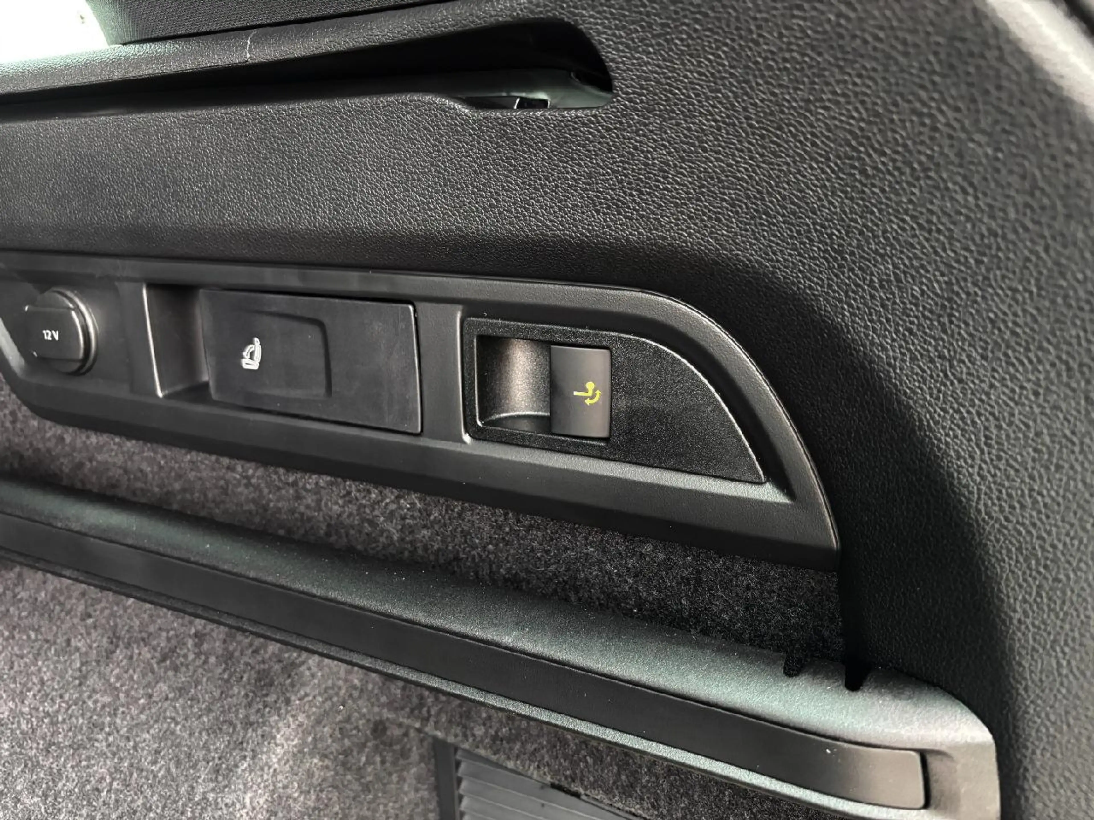 Skoda Kodiaq Kodiaq 147 kW DSG Sportline 4x4*AHK*Traveller* — photo 8