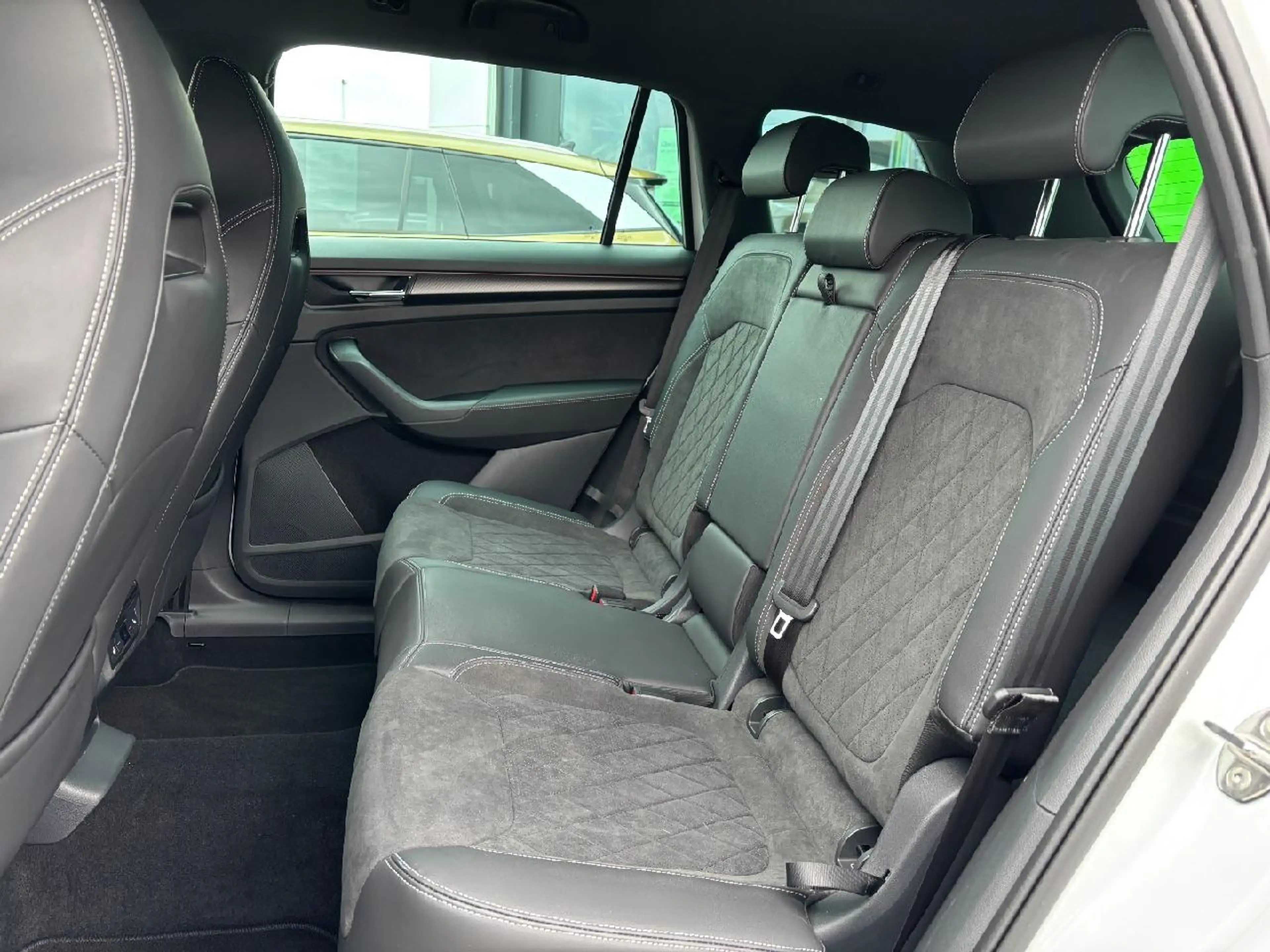 Skoda Kodiaq Kodiaq 147 kW DSG Sportline 4x4*AHK*Traveller* — photo 9