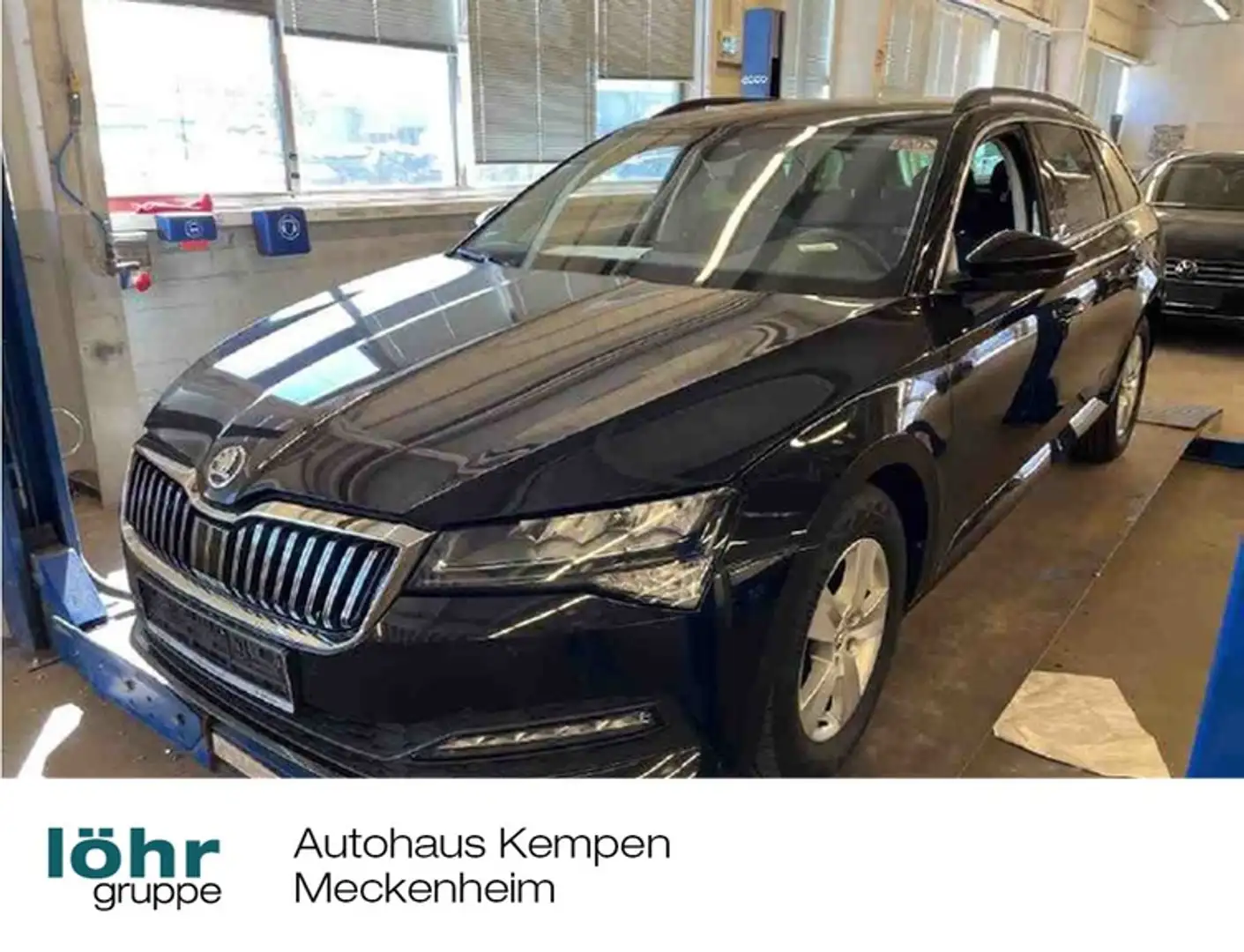Skoda Superb Combi 2.0 TDI DSG Ambition AHK Navi+VC ACC PDC ... Schwarz - 1
