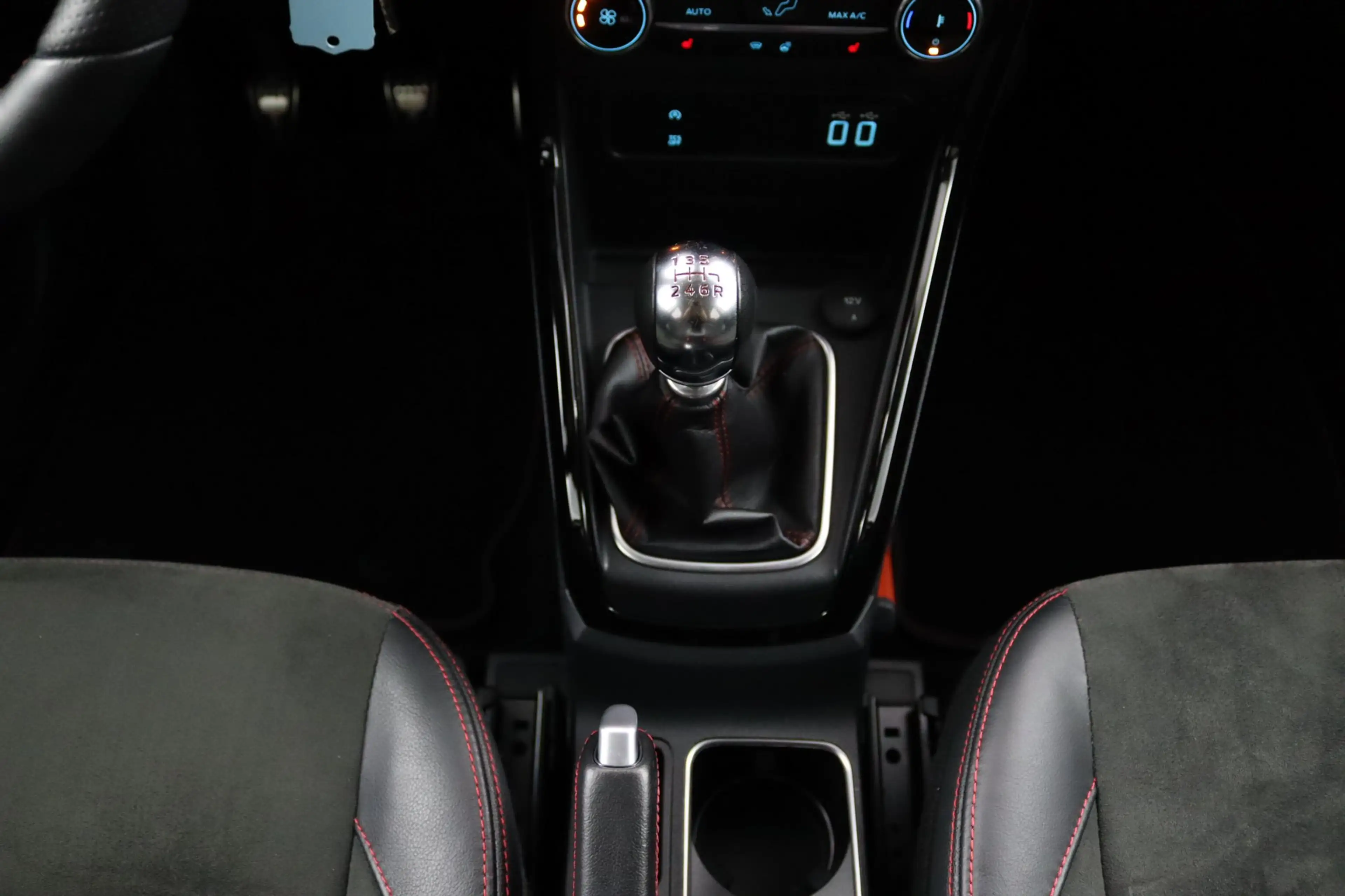 Ford EcoSport 1.0 EcoBoost ST-Line | Airco (automatisch) | Apple — photo 30