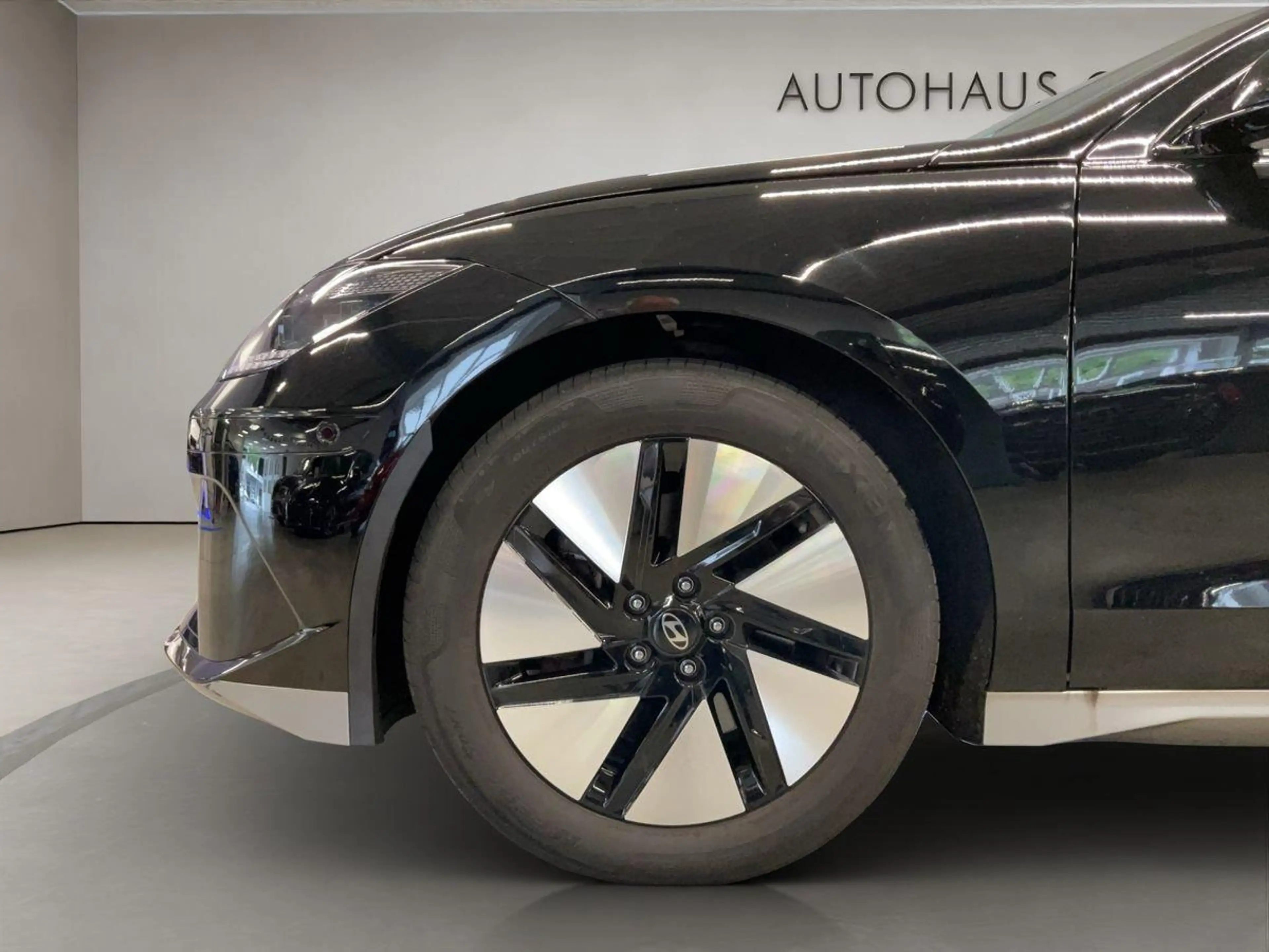 Hyundai IONIQ 6 'UNIQ' (325 PS) 84 kWh Allradantrieb — photo 9