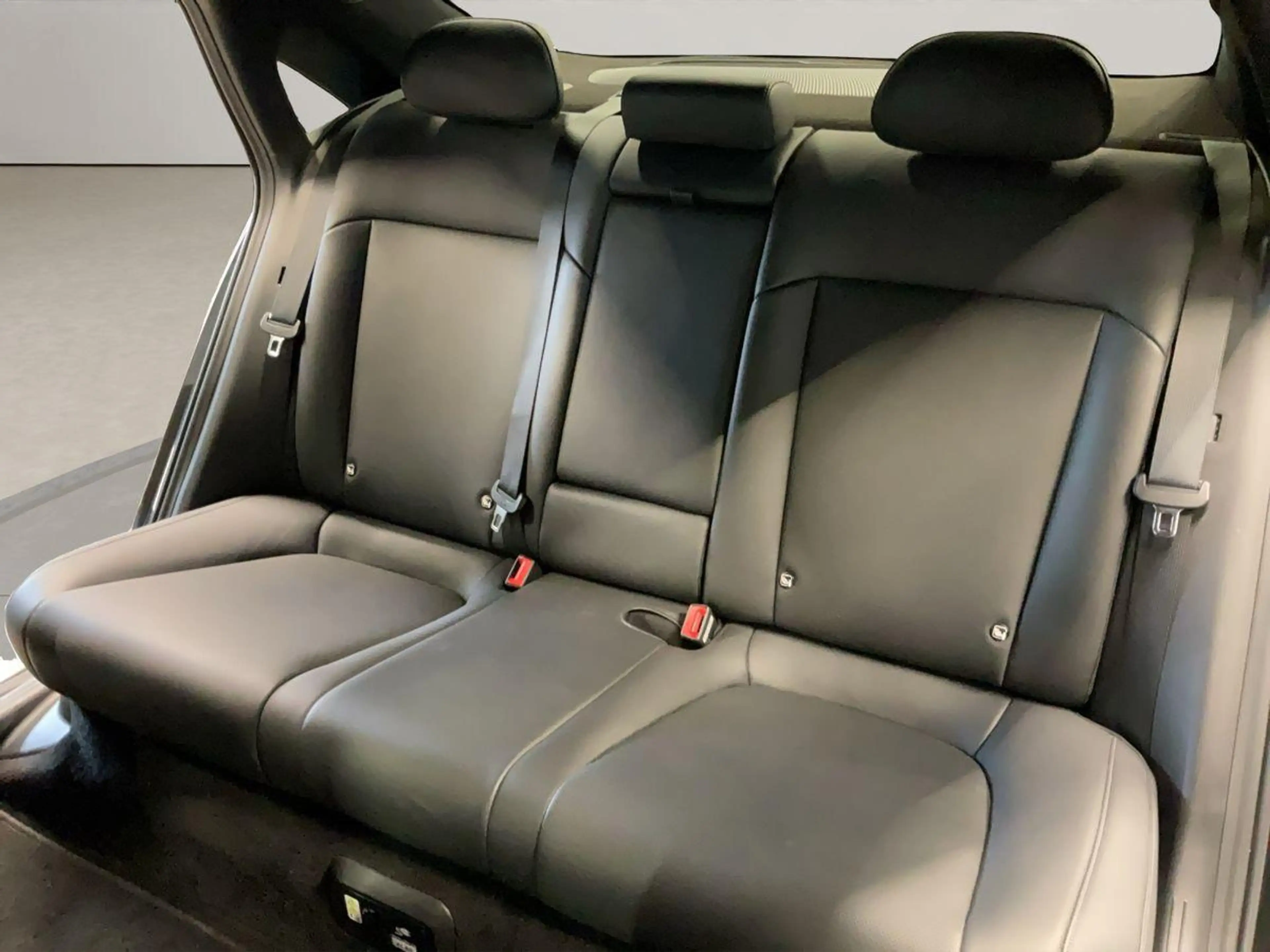Hyundai IONIQ 6 'UNIQ' (325 PS) 84 kWh Allradantrieb — photo 15