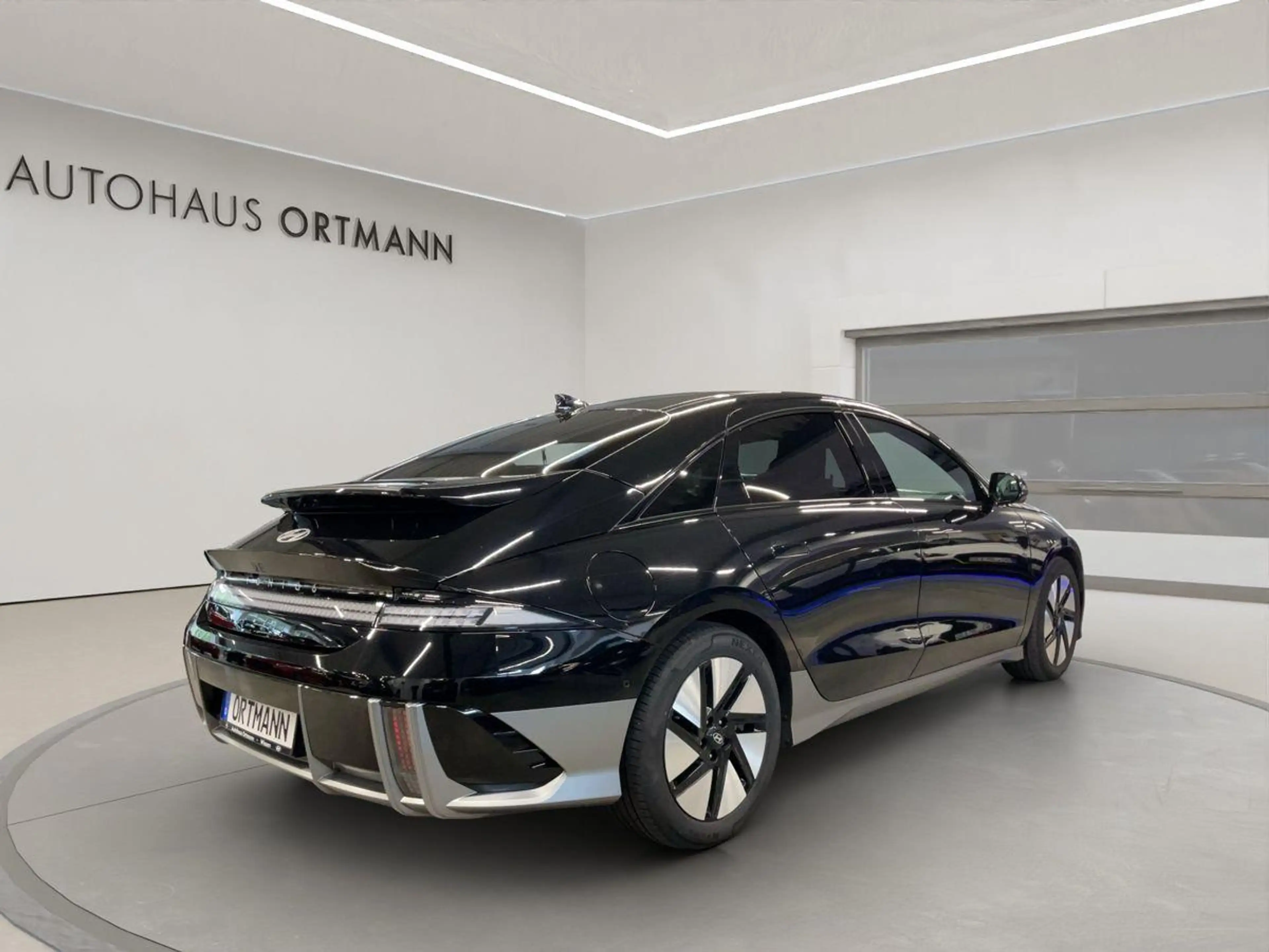 Hyundai IONIQ 6 'UNIQ' (325 PS) 84 kWh Allradantrieb — photo 7