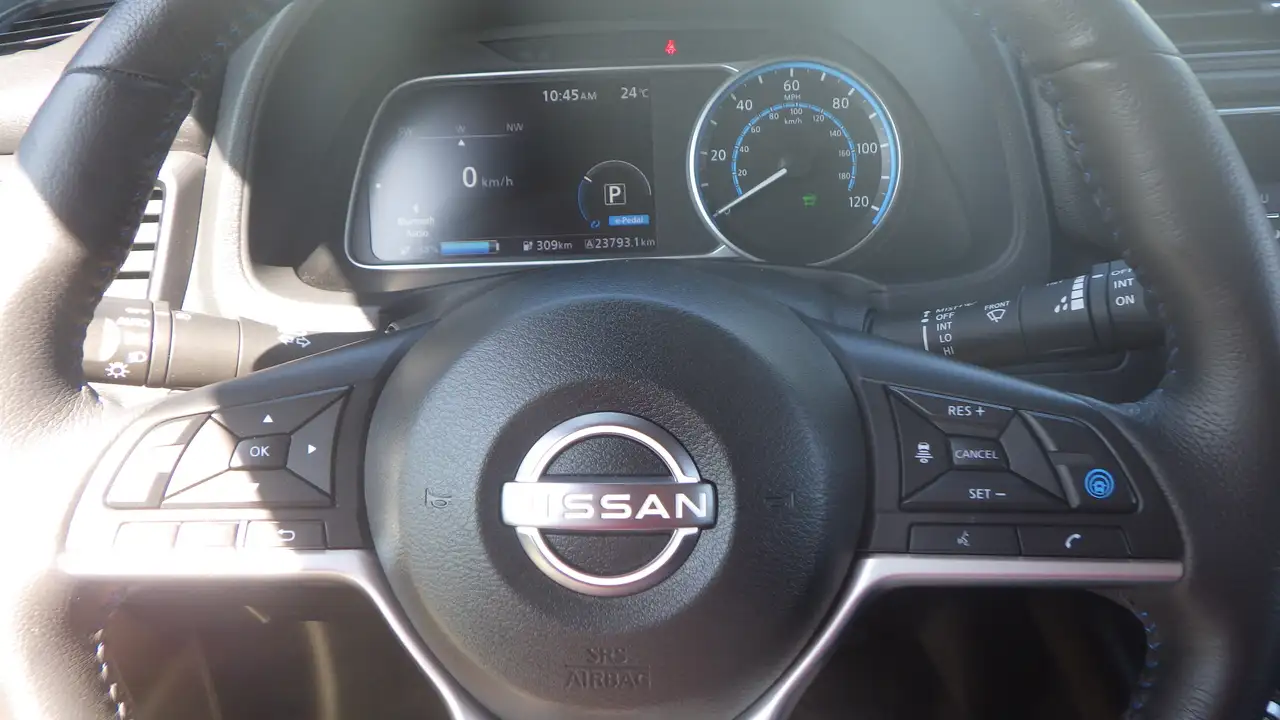 Nissan Leaf снимка Nissan Leaf
