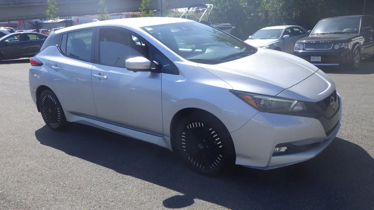 Nissan Leaf снимка Nissan Leaf